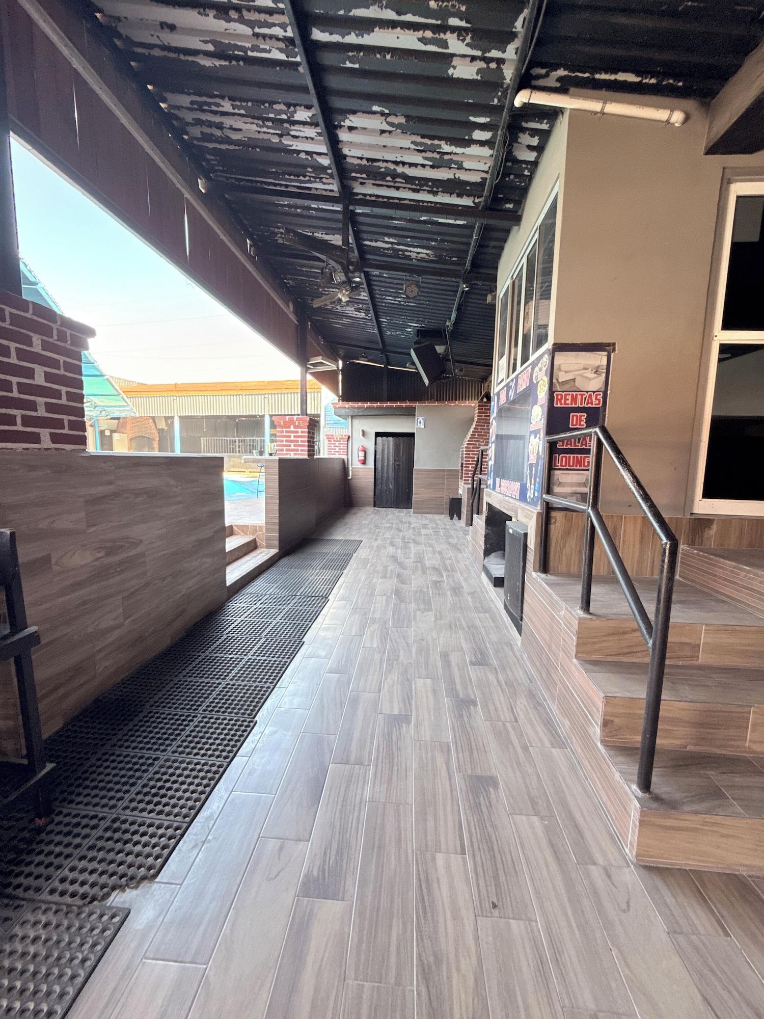 Bar/Salón Hotel Villa Jardín