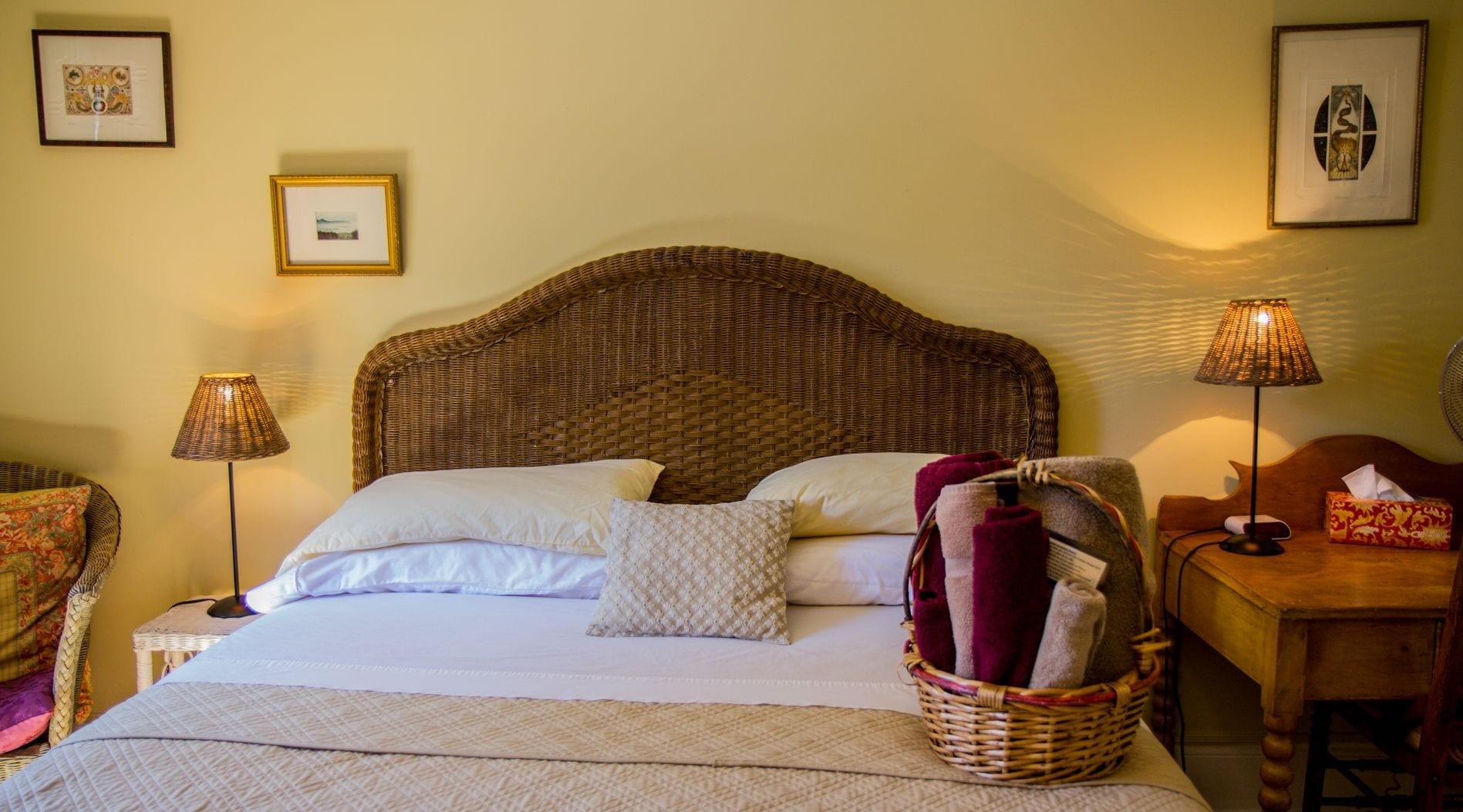 Varios Au Croissant de Lune