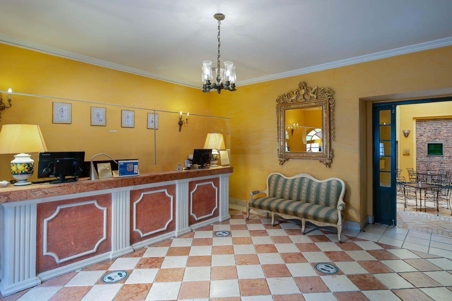 Vista Lobby Hotel de la Opera