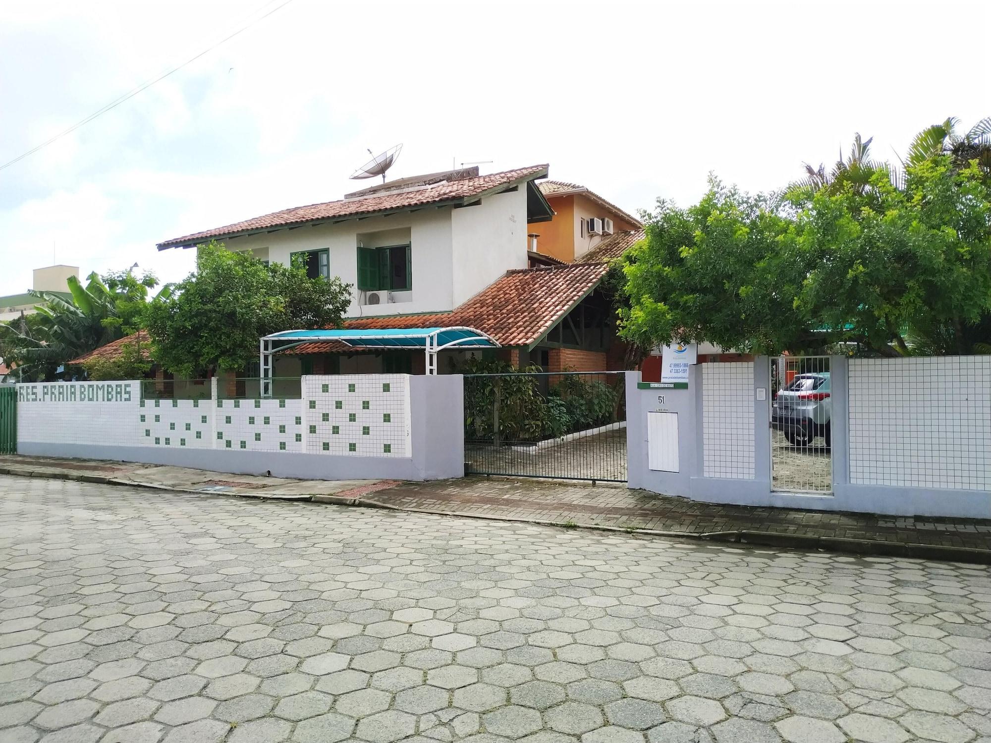 Varios Residencial Praia Bombas