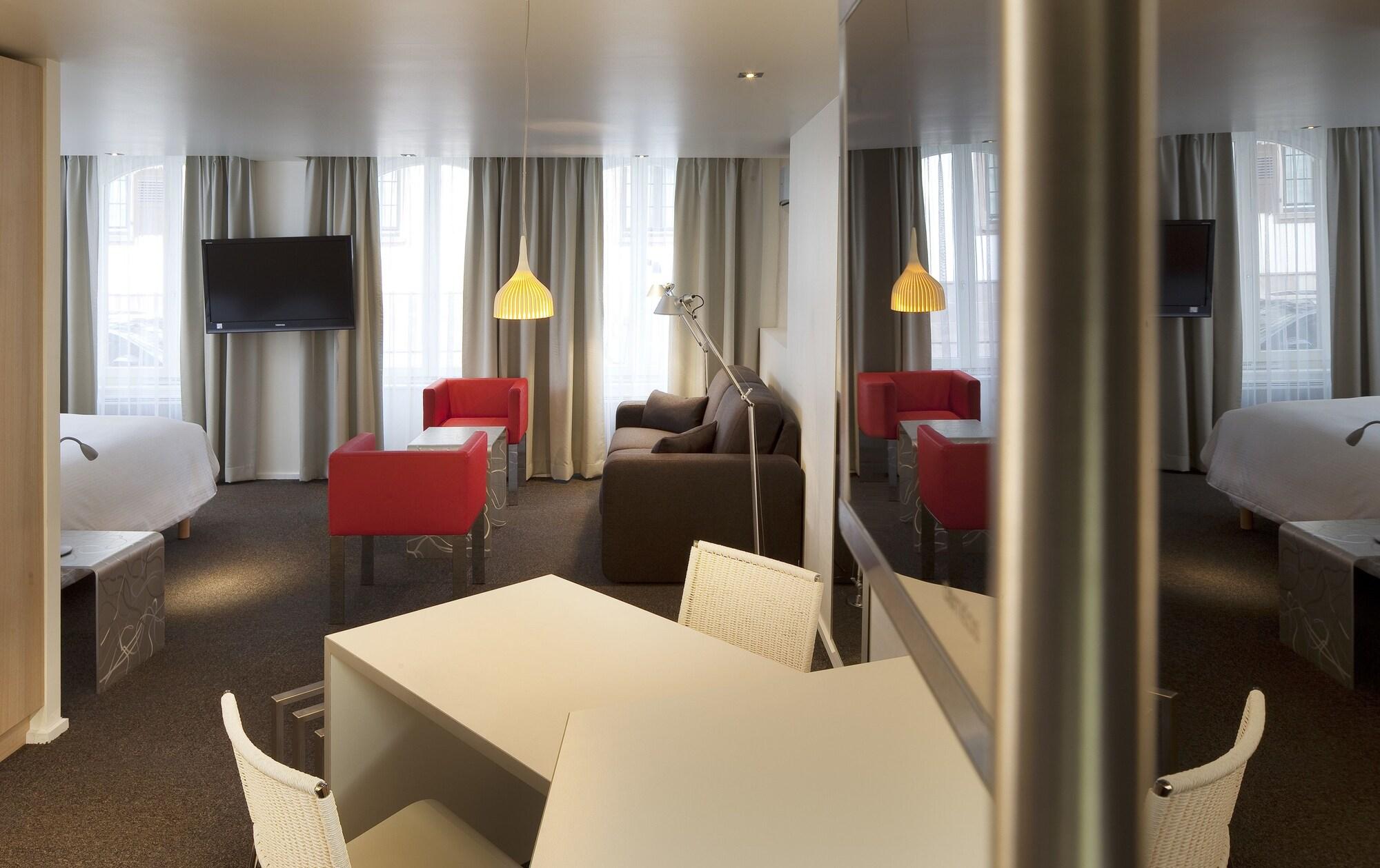 Varios Le Pavillon 7