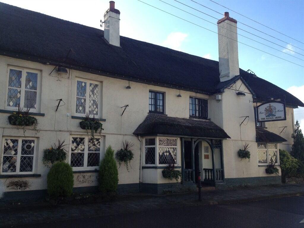 Vista Exterior Kings Arms Inn