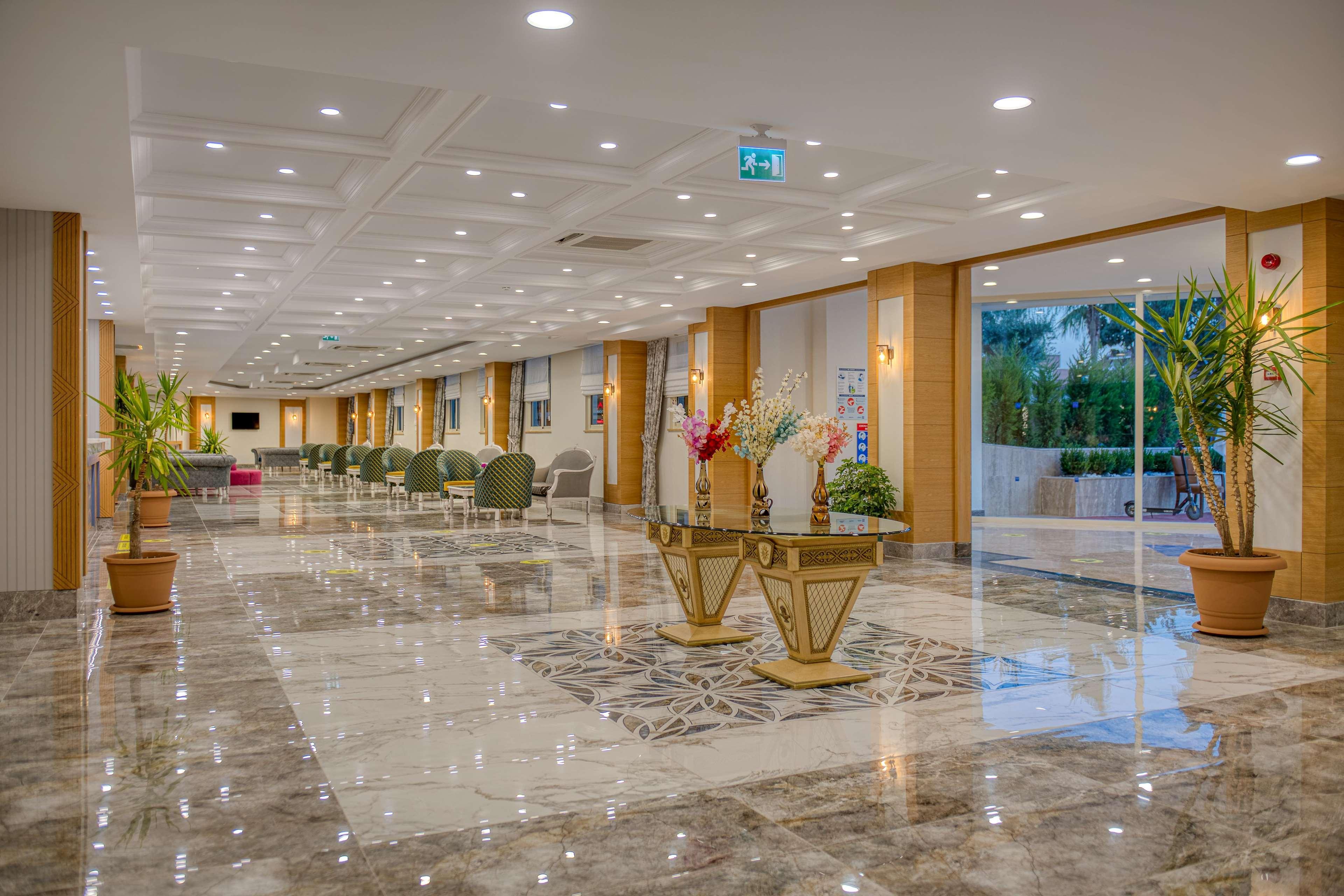 Vista Lobby Sealife Kemer Resort Hotel