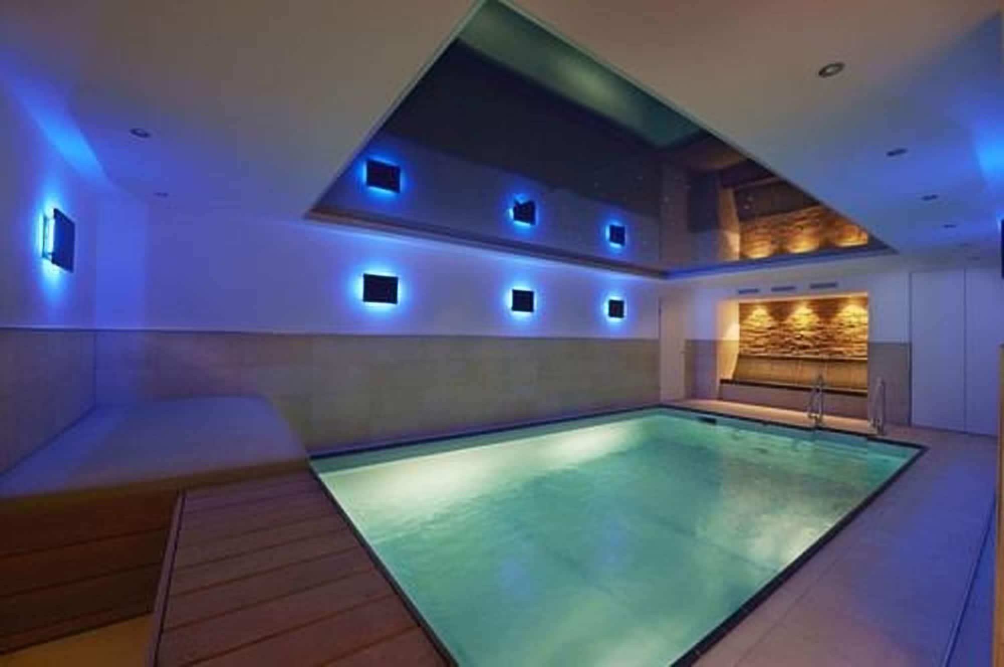 Vista Piscina Burg-Hotel
