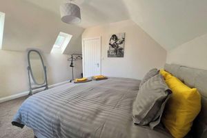 Alquiler Vacacional - 2-bed House - Sleeps 6 - Garden, Parking, Wifi