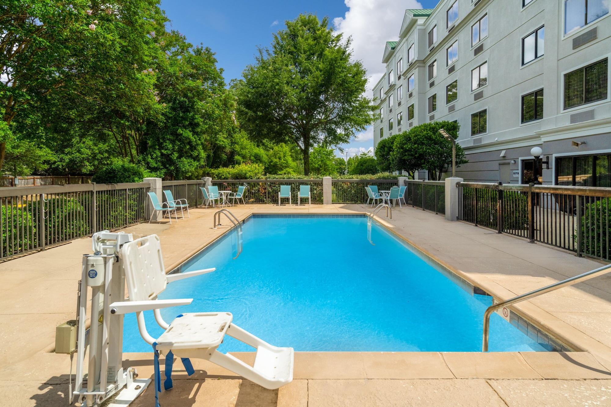 Vista Piscina Baymont by Wyndham Jackson/Ridgeland