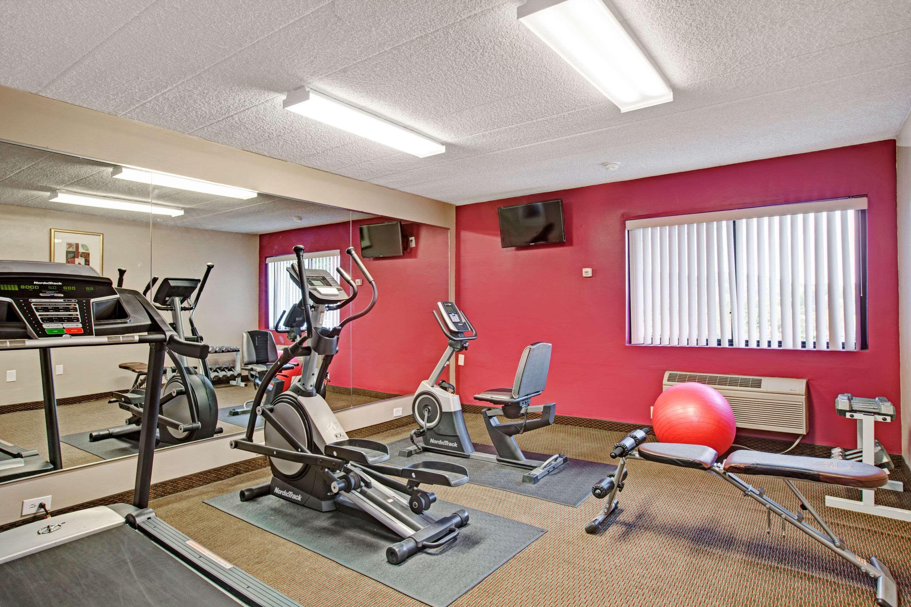 Gimnasio Ramada by Wyndham Rockaway