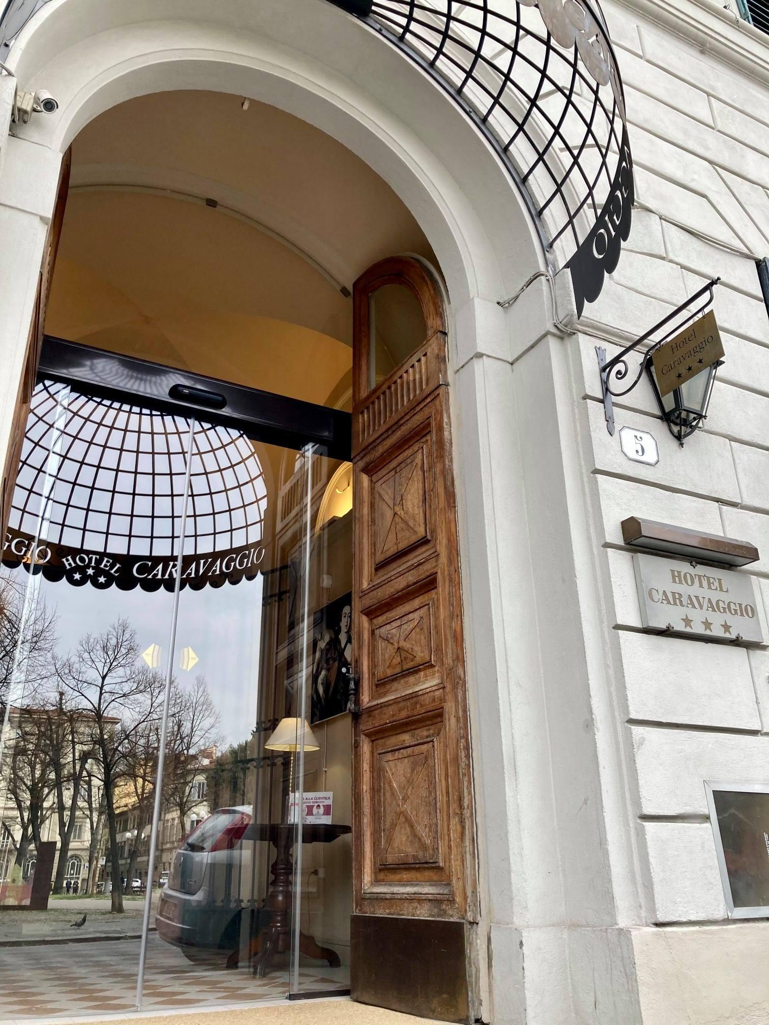 Vista Exterior Hotel Caravaggio