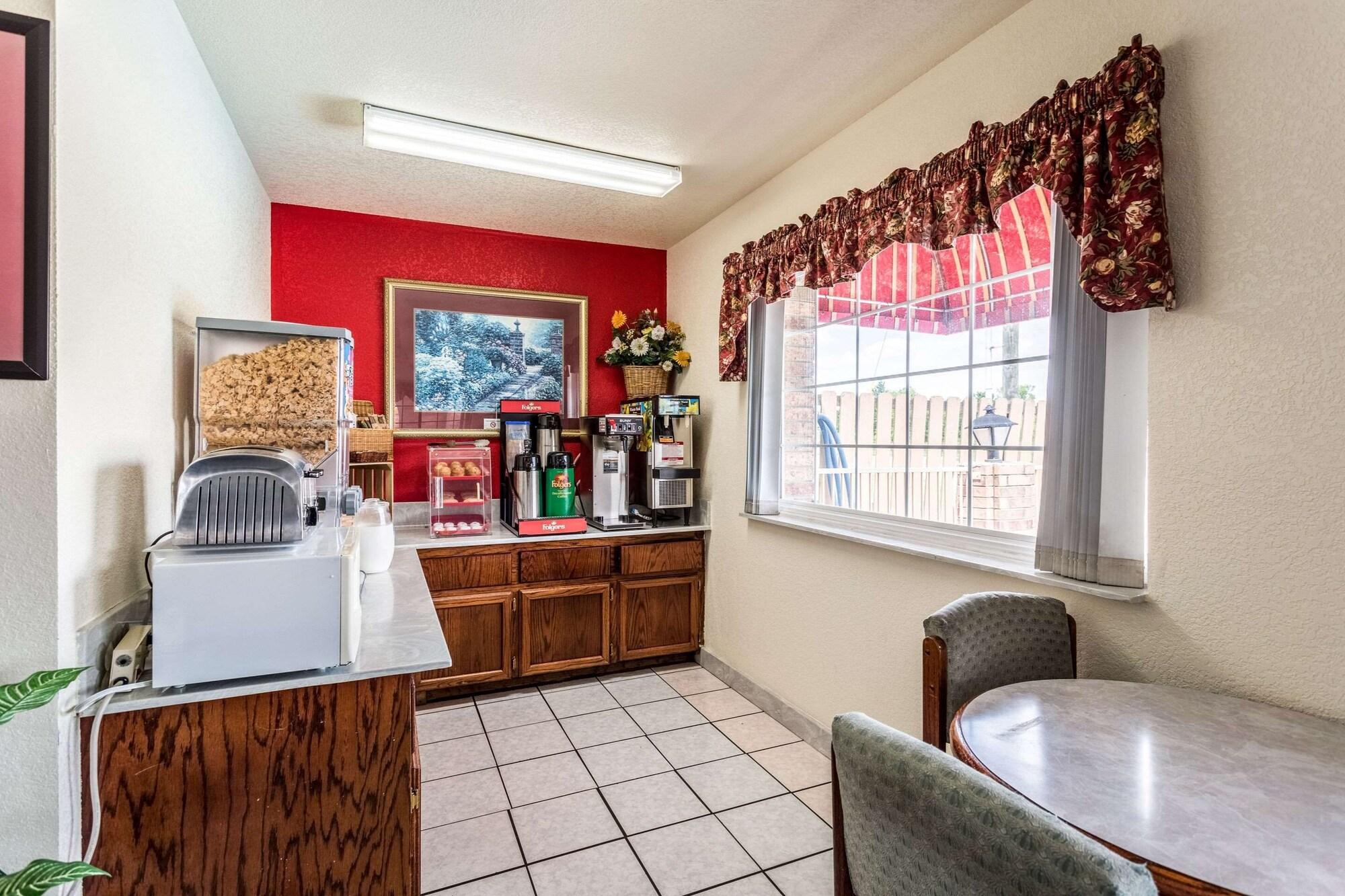Restaurant Econo Lodge & Suites Brinkley