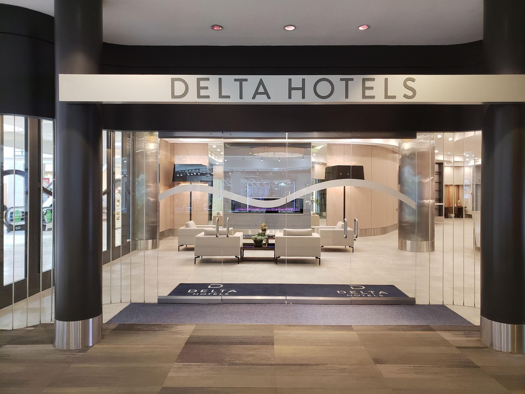 Vista Lobby Delta Hotels by Marriott Edmonton Centre Suites