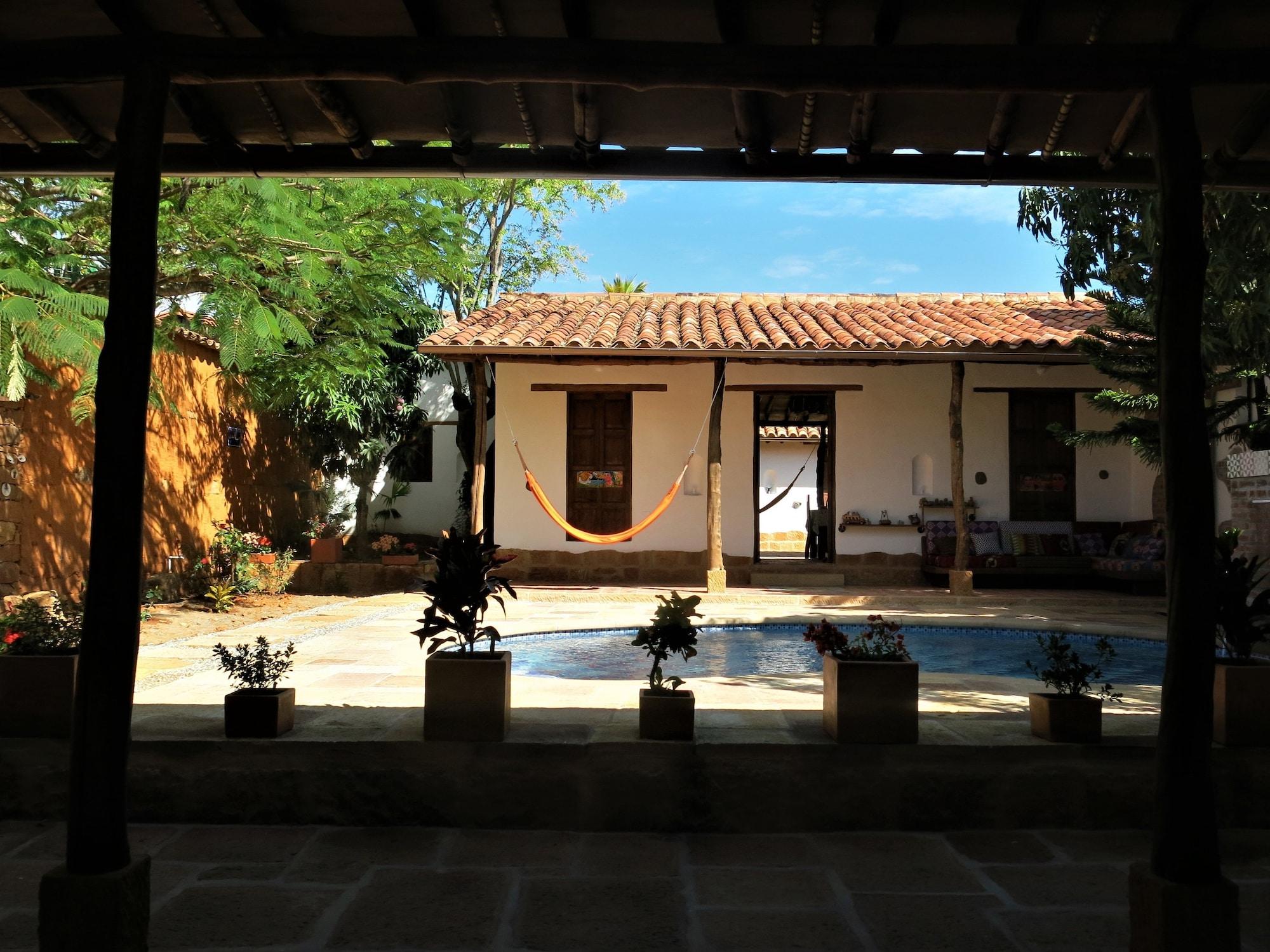 Vista Exterior Casa Canela