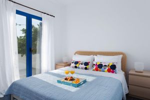 Alquiler Vacacional - Seaside Luxury Villa with Terrace in Aegina Island | Aneli Villa Aegina