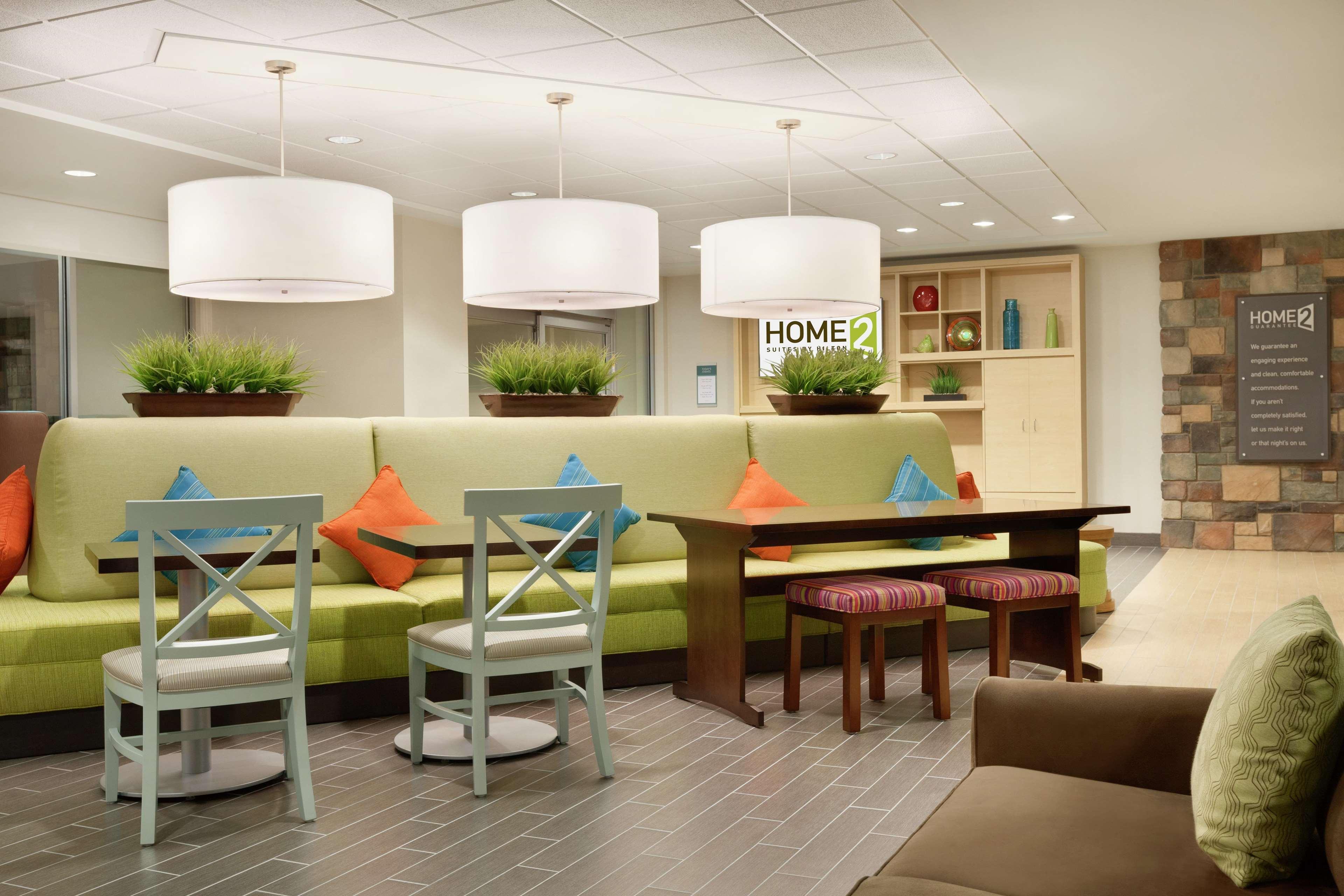 Vista Lobby Home2 Suites by Hilton Seattle/Tukwila, WA