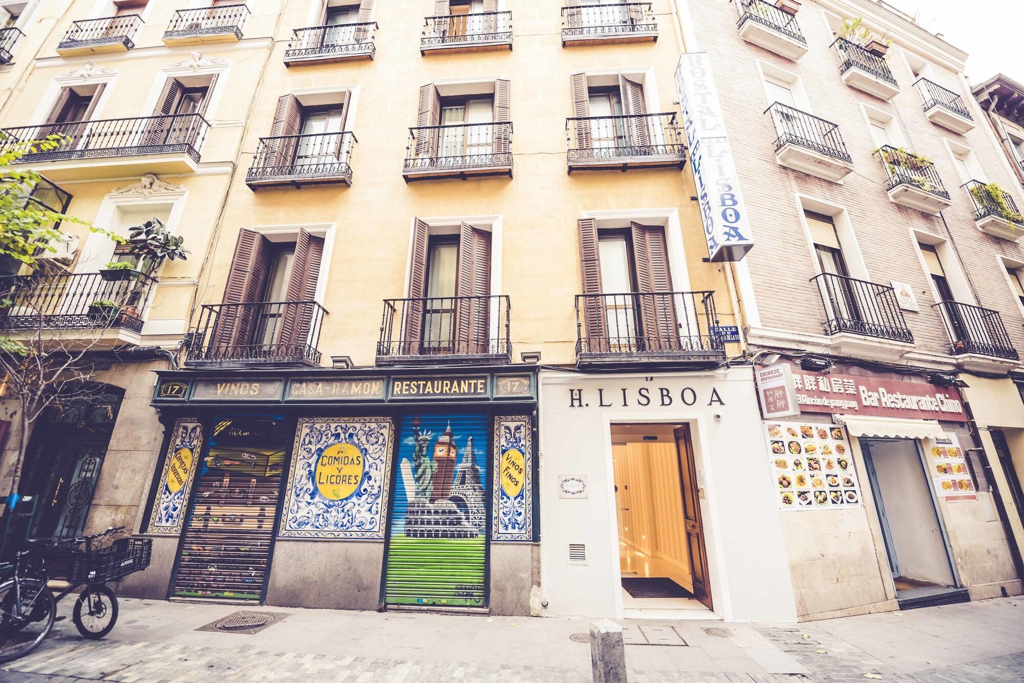 Vista Exterior Hostal Lisboa