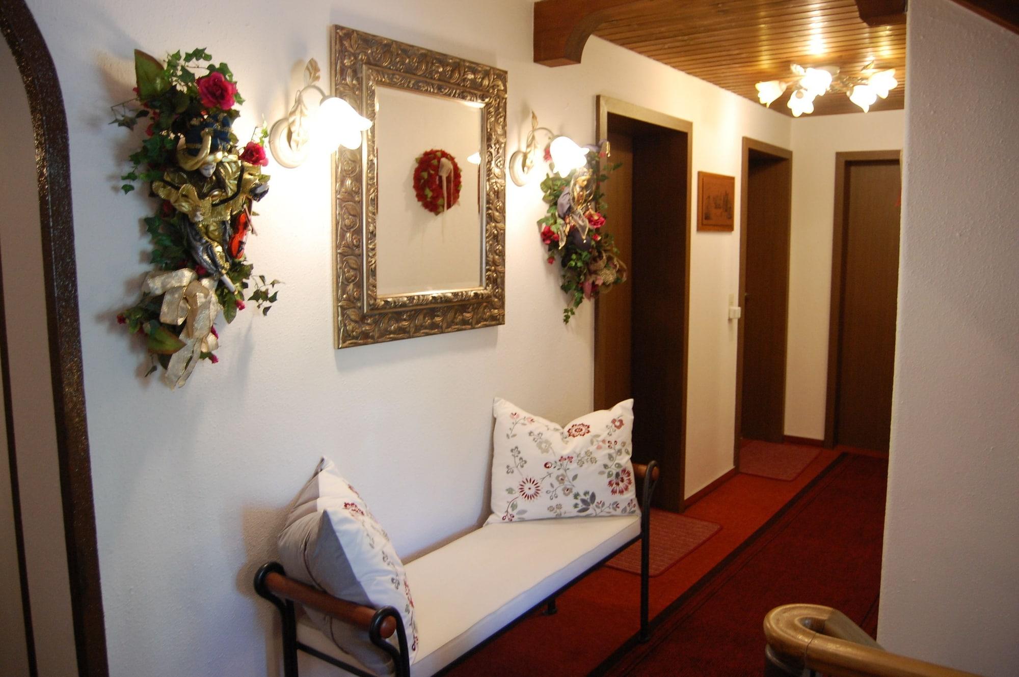 Vista Lobby Hotel Pension Heidelberg