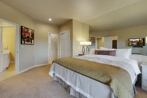 Alquiler Vacacional - Bend Condo Overlooking the Deschutes River - Beautiful Views!