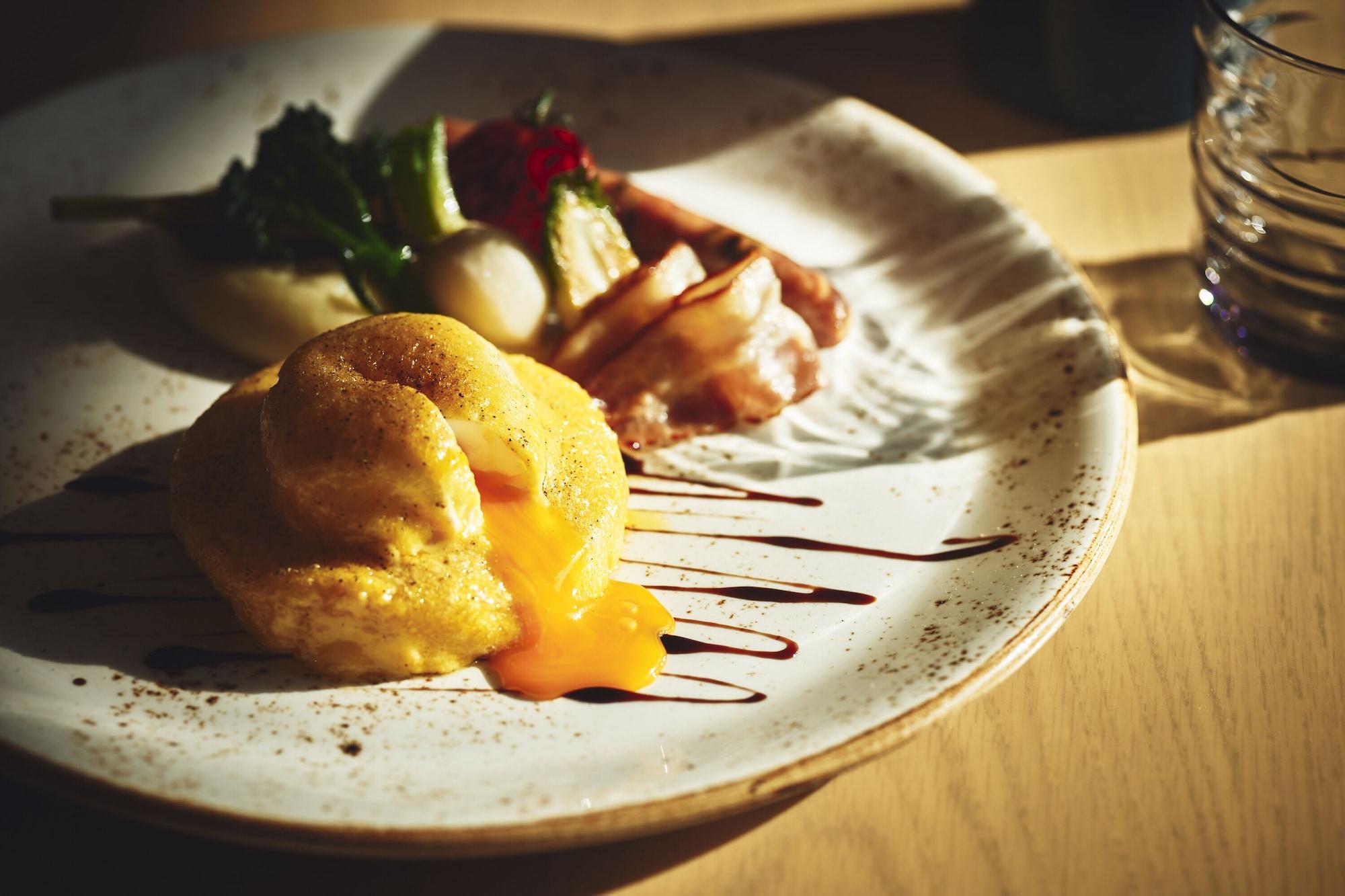 Restaurant Hotel Indigo Inuyama Urakuen Garden by IHG