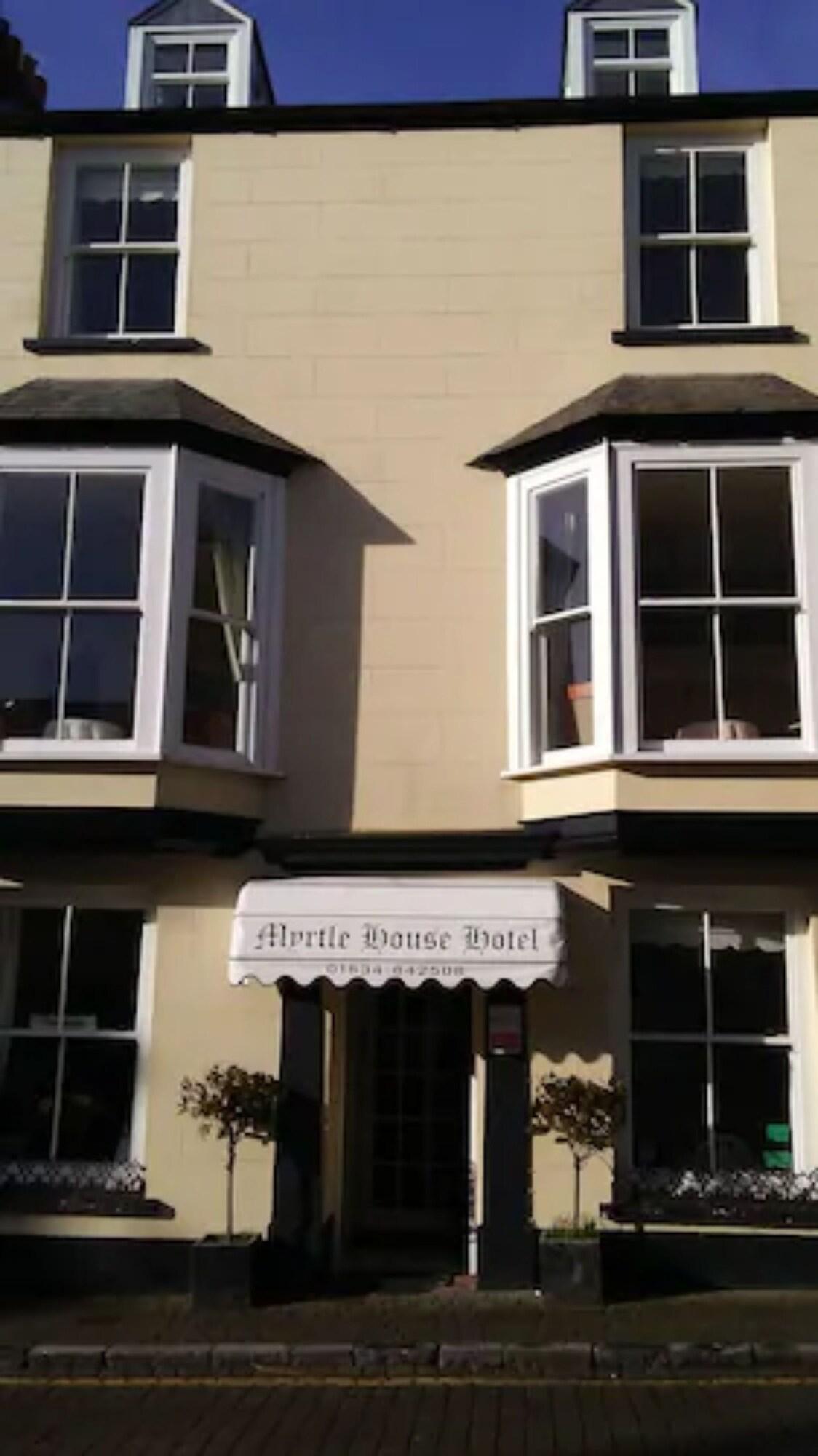 Varios Myrtle House Hotel