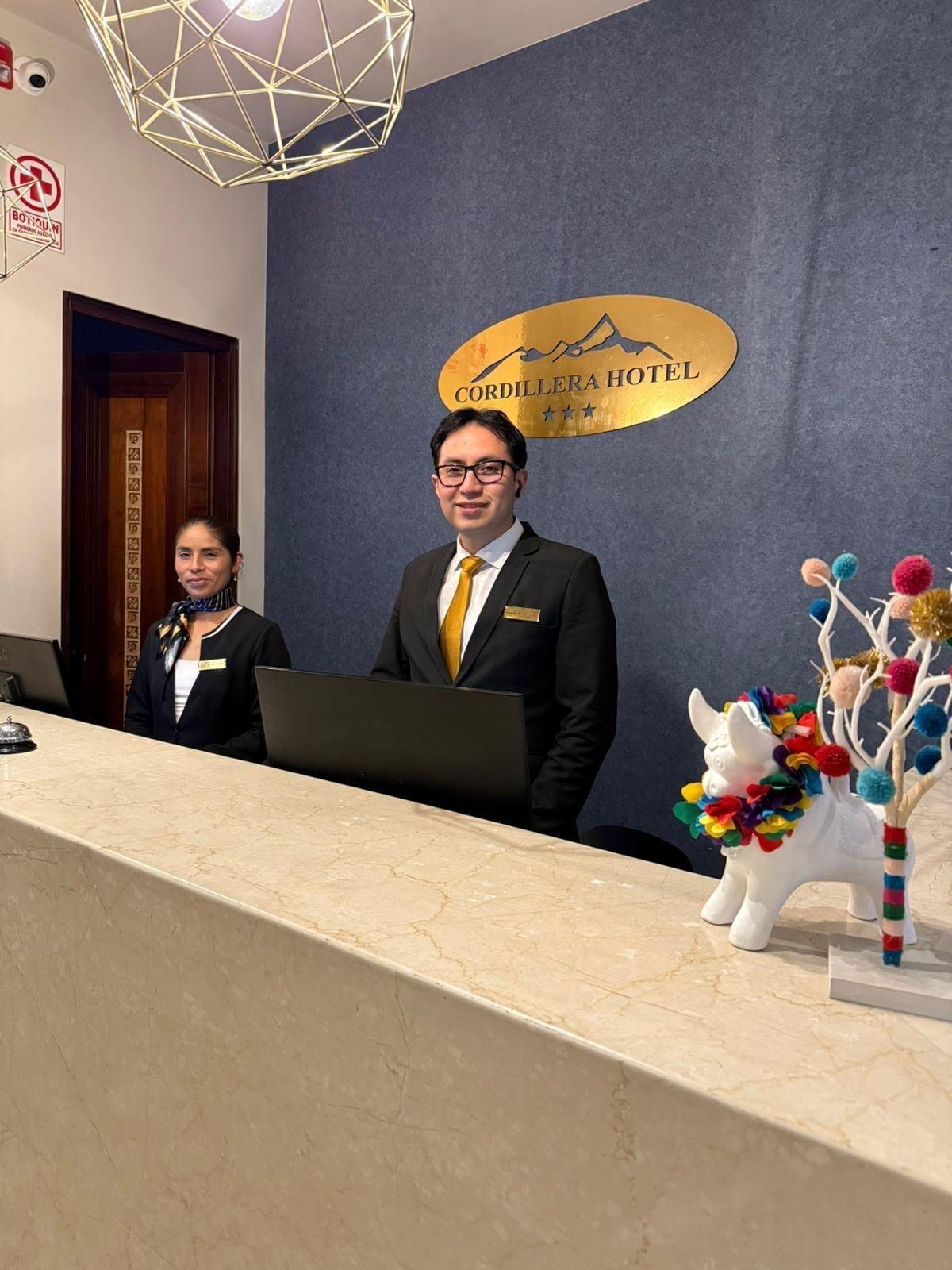 Varios CORDILLERA HOTEL