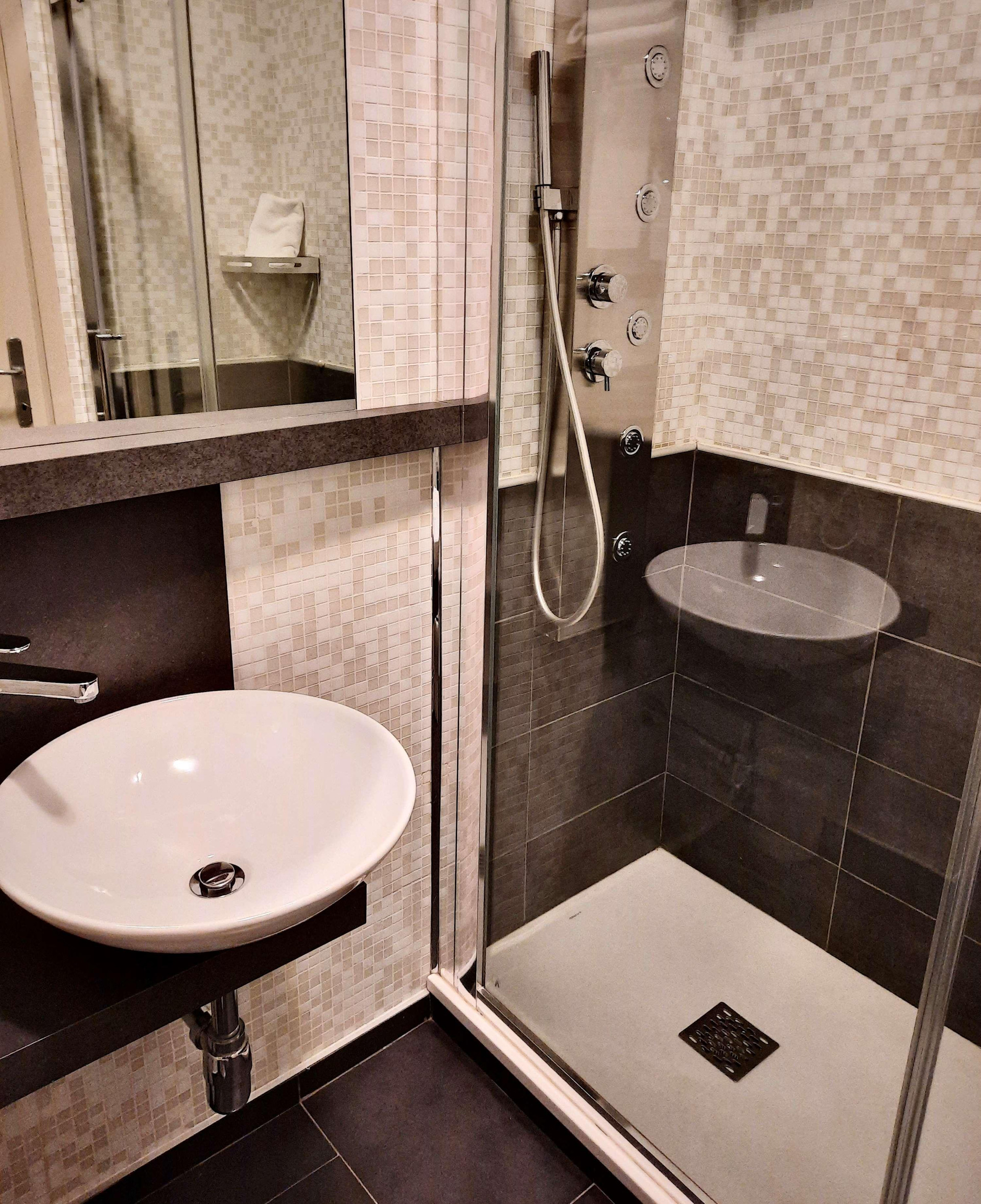 Vista Exterior Best Western Hotel Continental