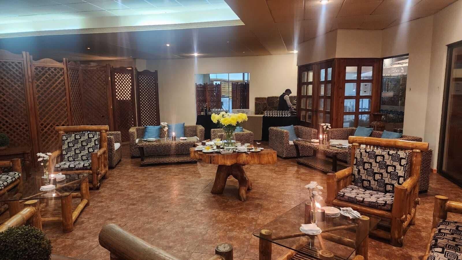 Vista Lobby HOTEL SERENA SUITE