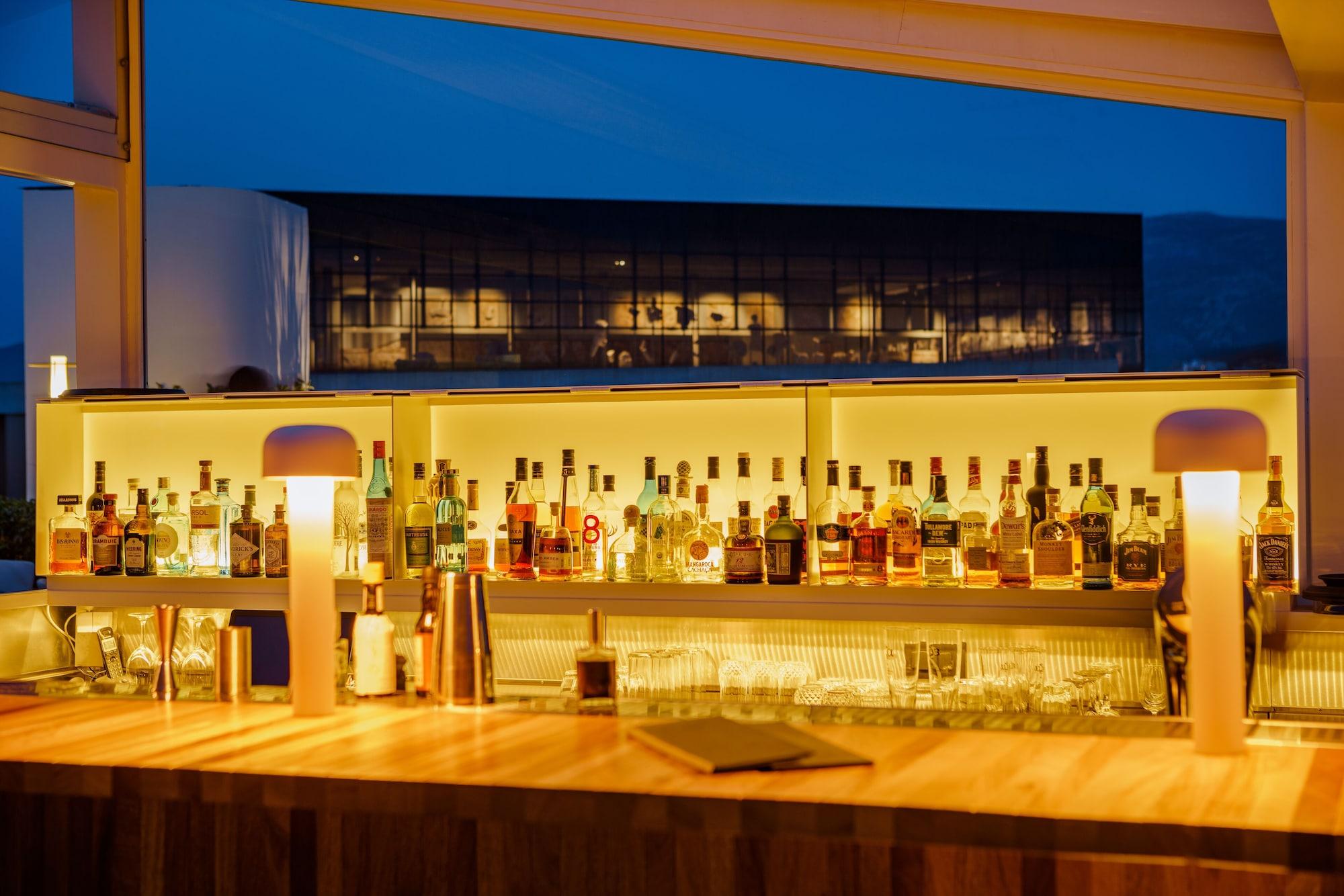 Bar/Salón Herodion Athens