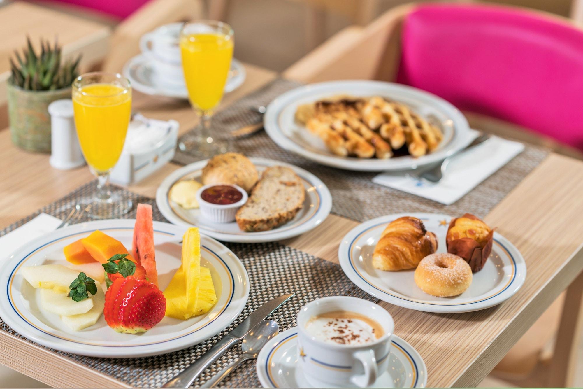 Restaurant Iberostar Waves Playa Gaviotas -All Inclusive