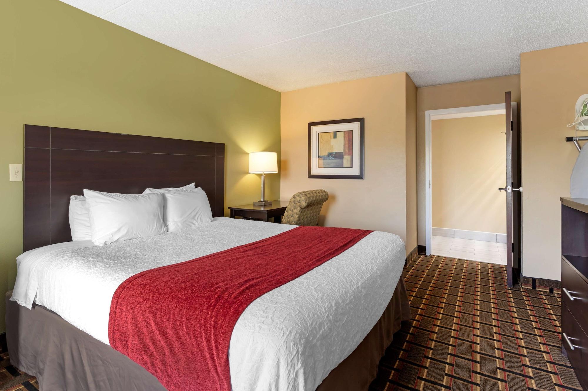 Habitación SureStay Hotel by Best Western Lenoir City