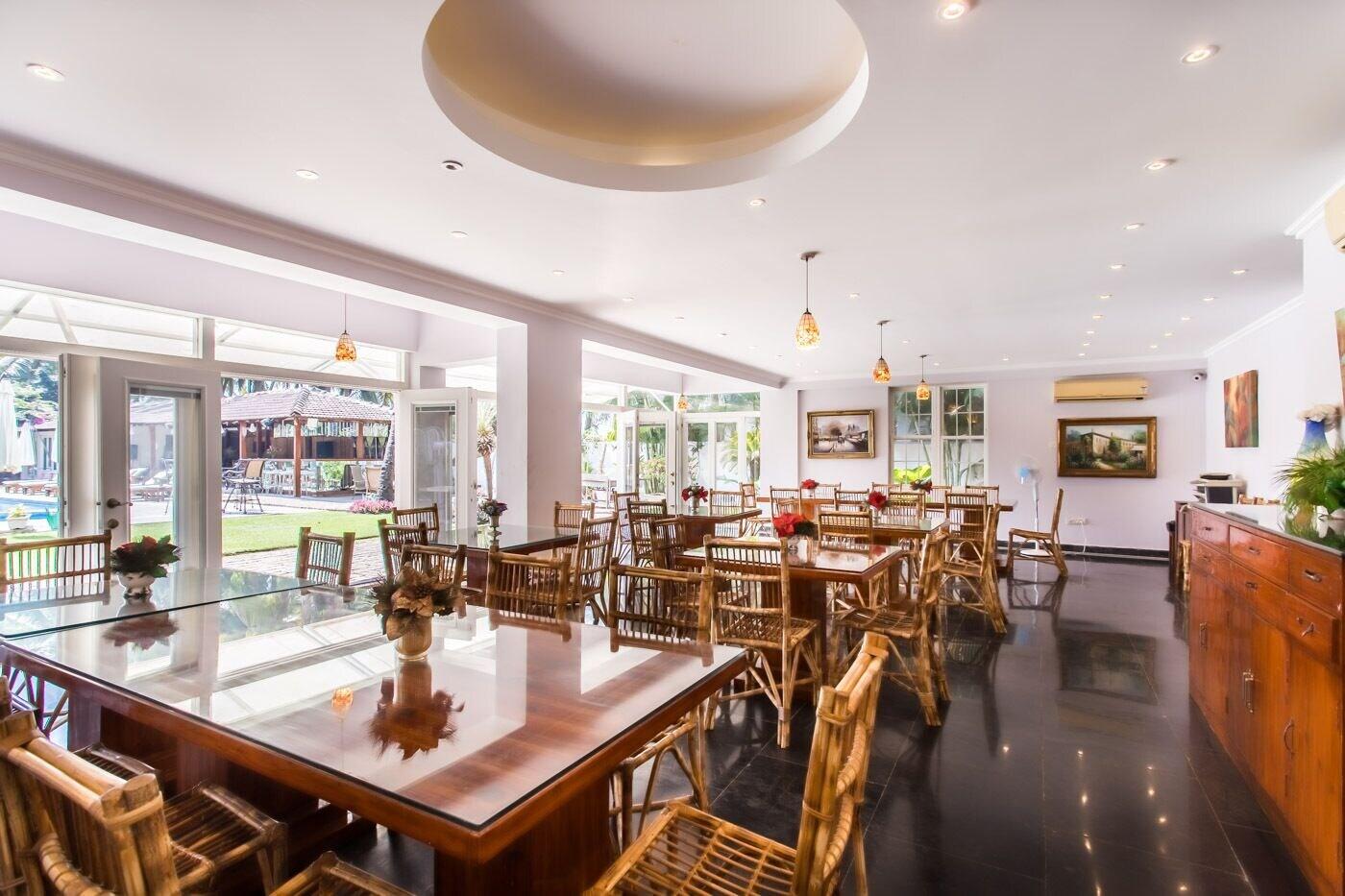 Restaurant Safira River Front Resort