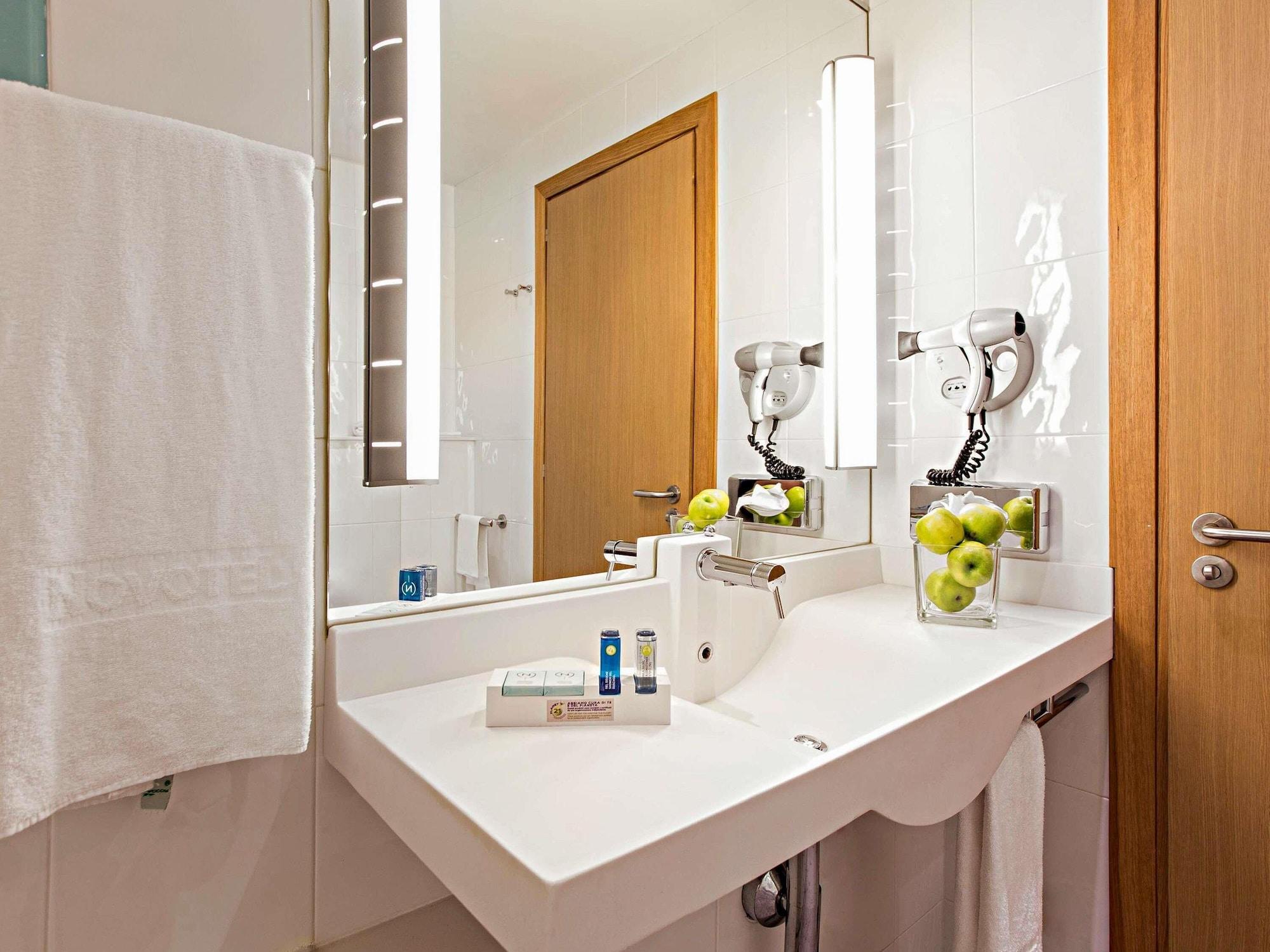 Habitación Hotel Novotel Salerno Est Arechi