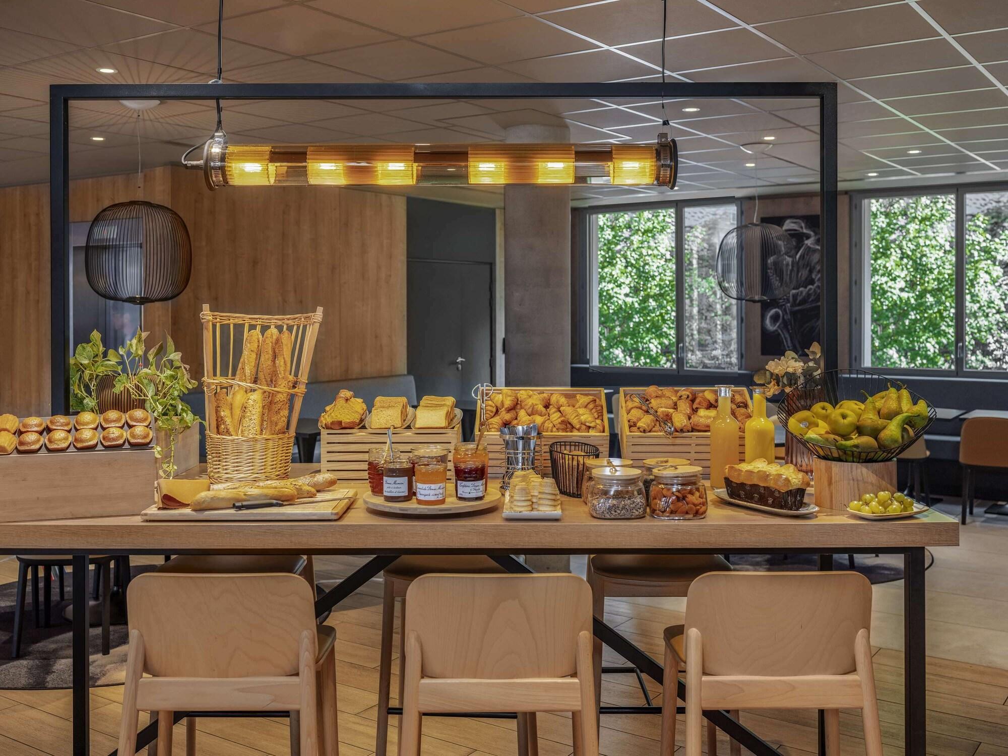 Restaurant Ibis Paris Gare Montparnasse Catalogne