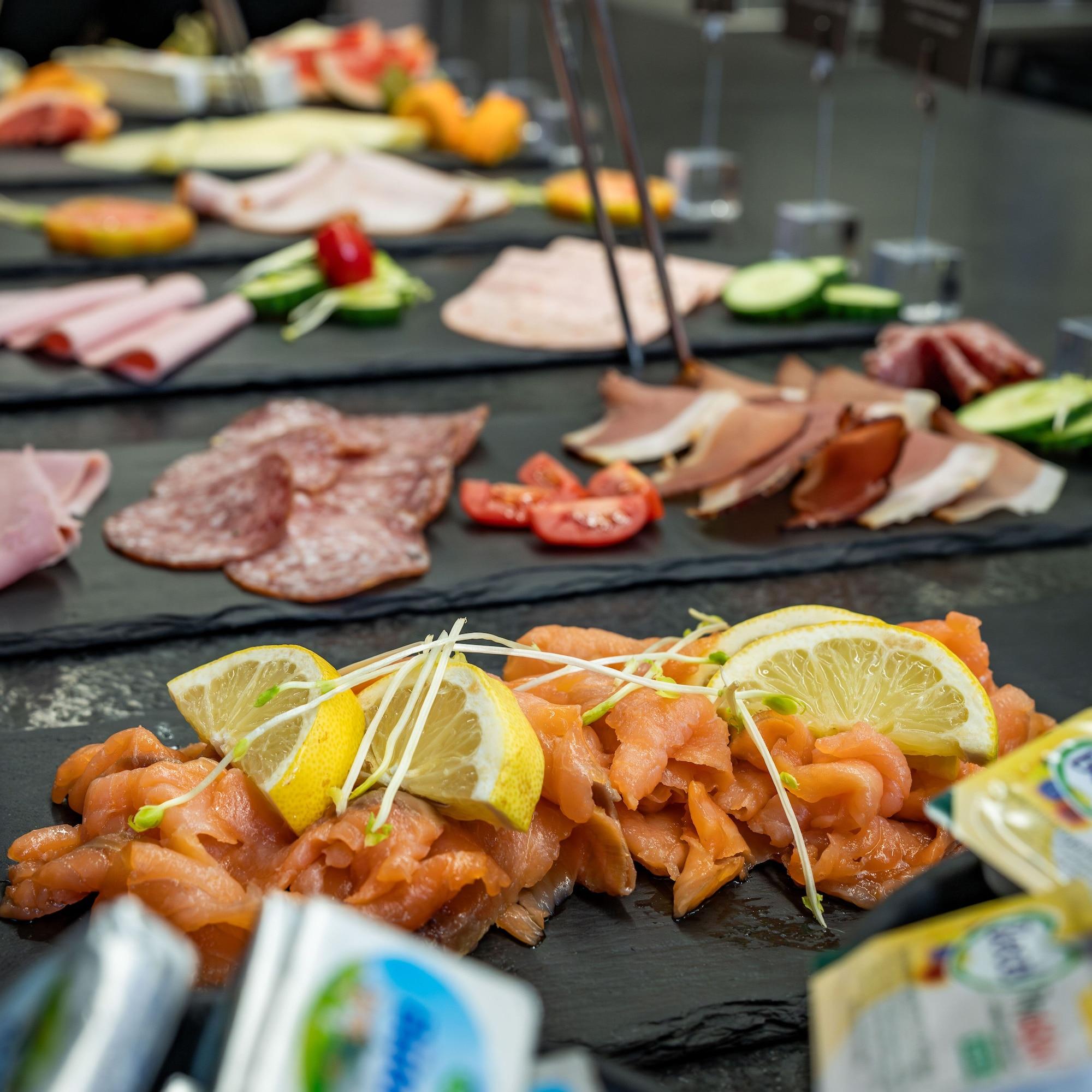 Restaurant 24 by AvenidA - Mountain Hotel