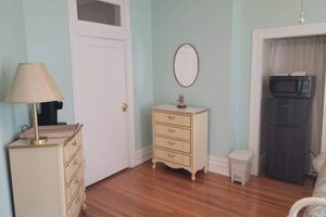 Alquiler Vacacional - Victorian Spa EnSuite @ Nottingham PL, King Bed, Jacuzzi Near UVa-Wise & Main St