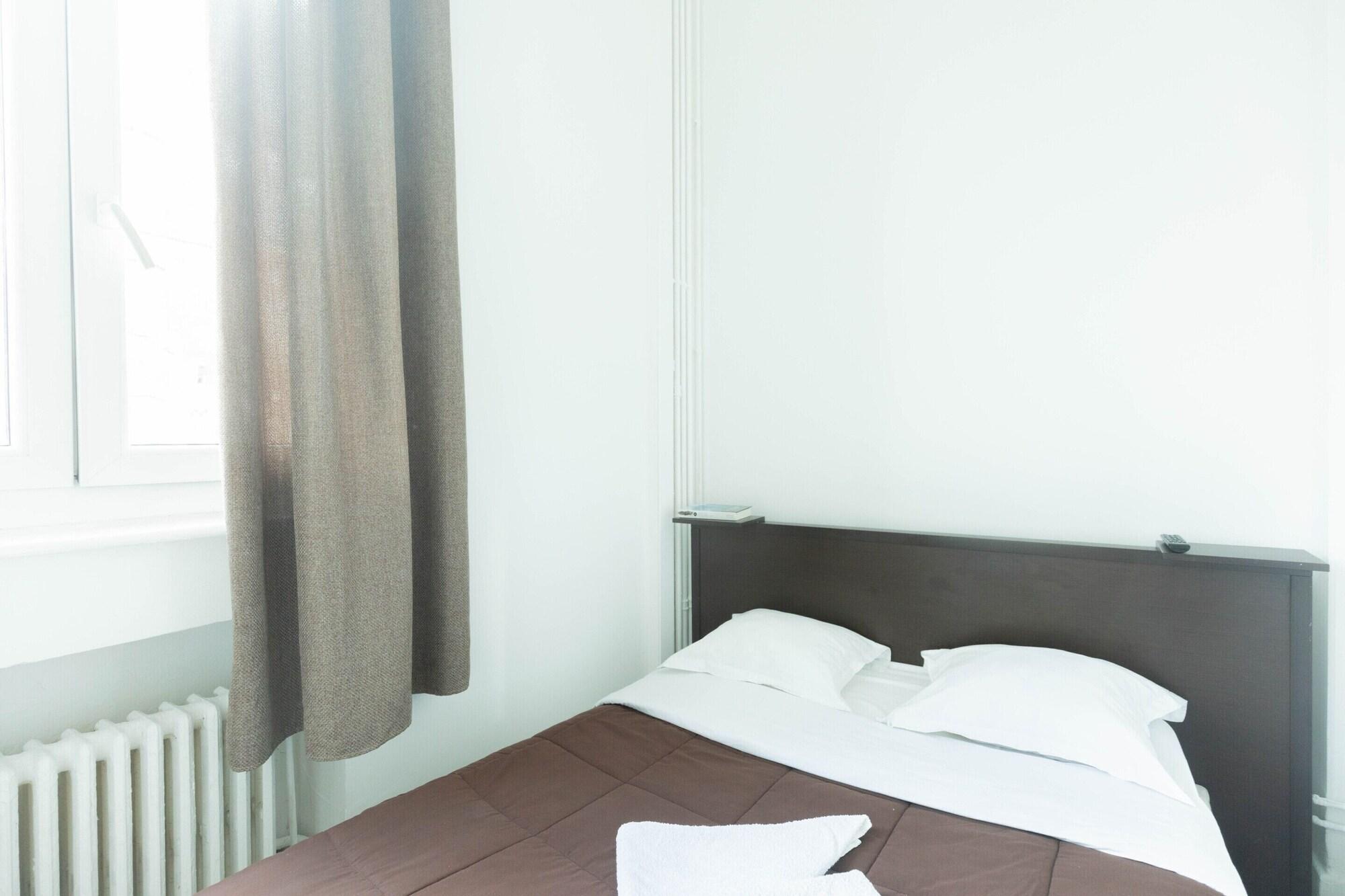 Habitación Hôtel le Paris Brest