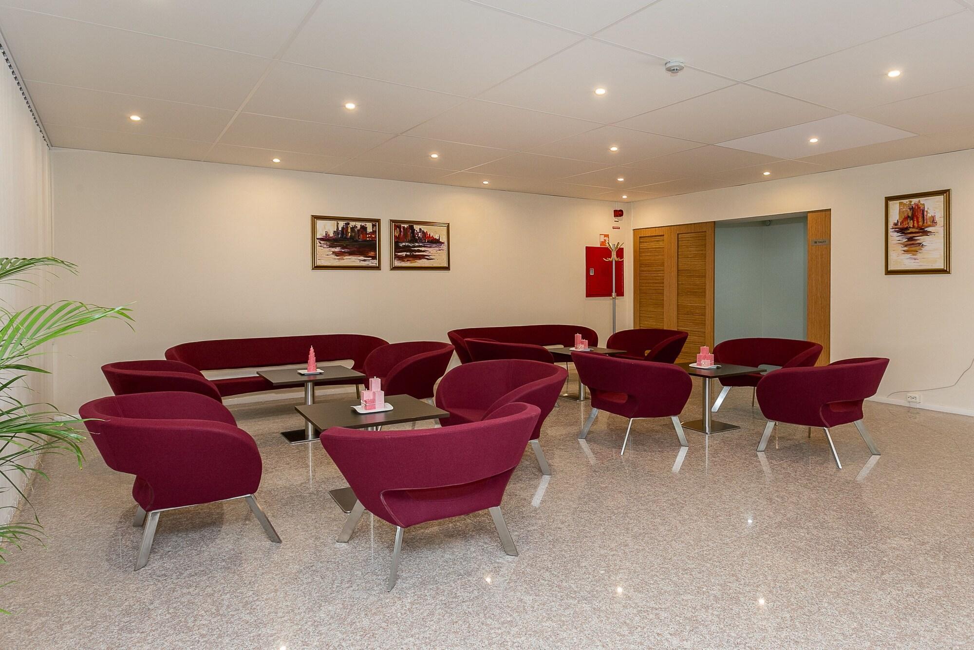 Vista Lobby Hotell Nova