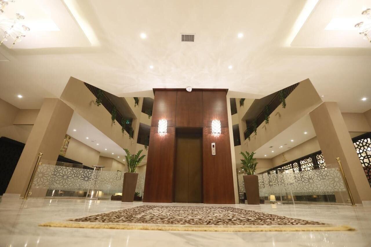 Vista Lobby Ammania Hotel