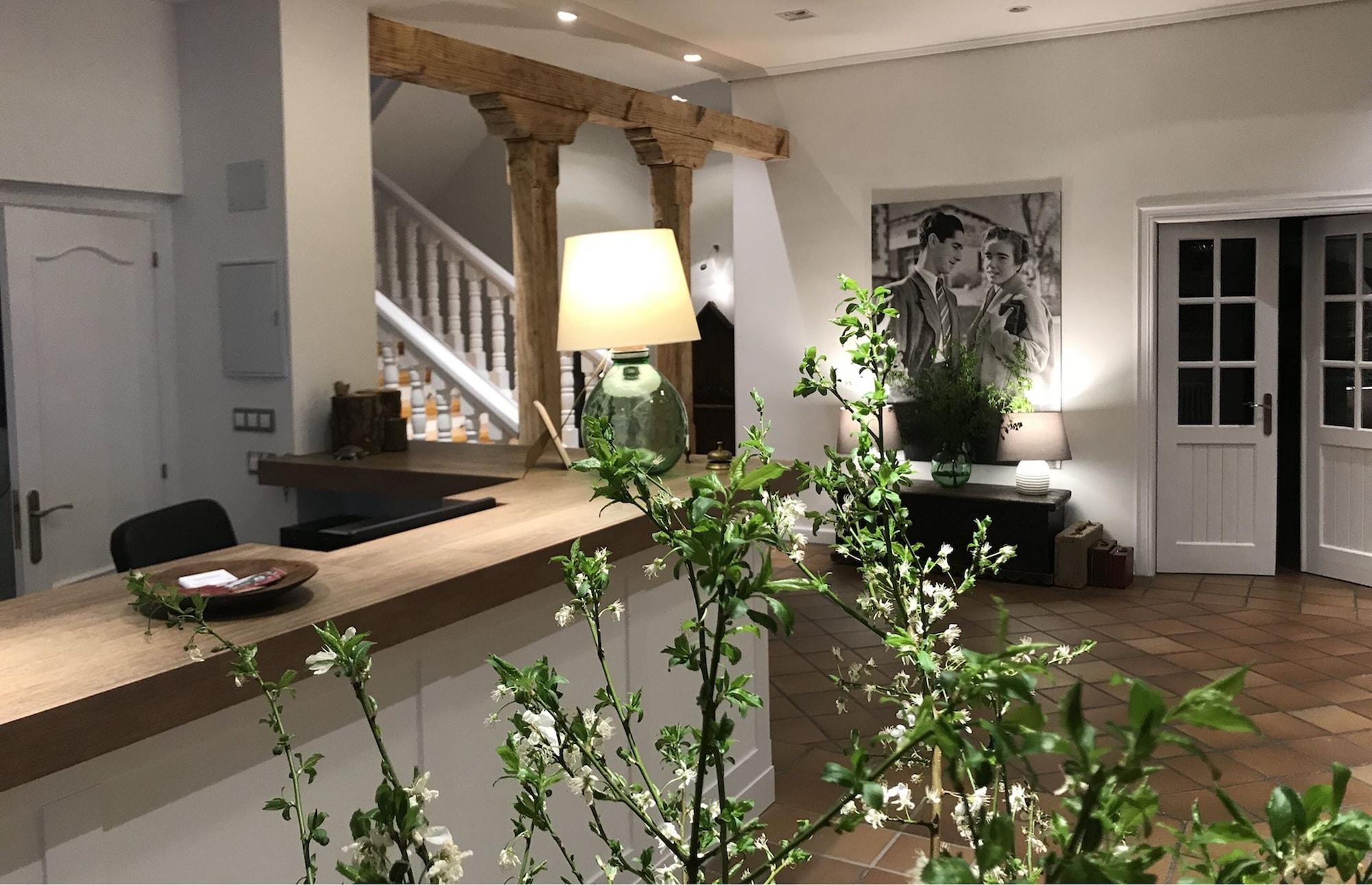 Varios Hotel Valdecoro