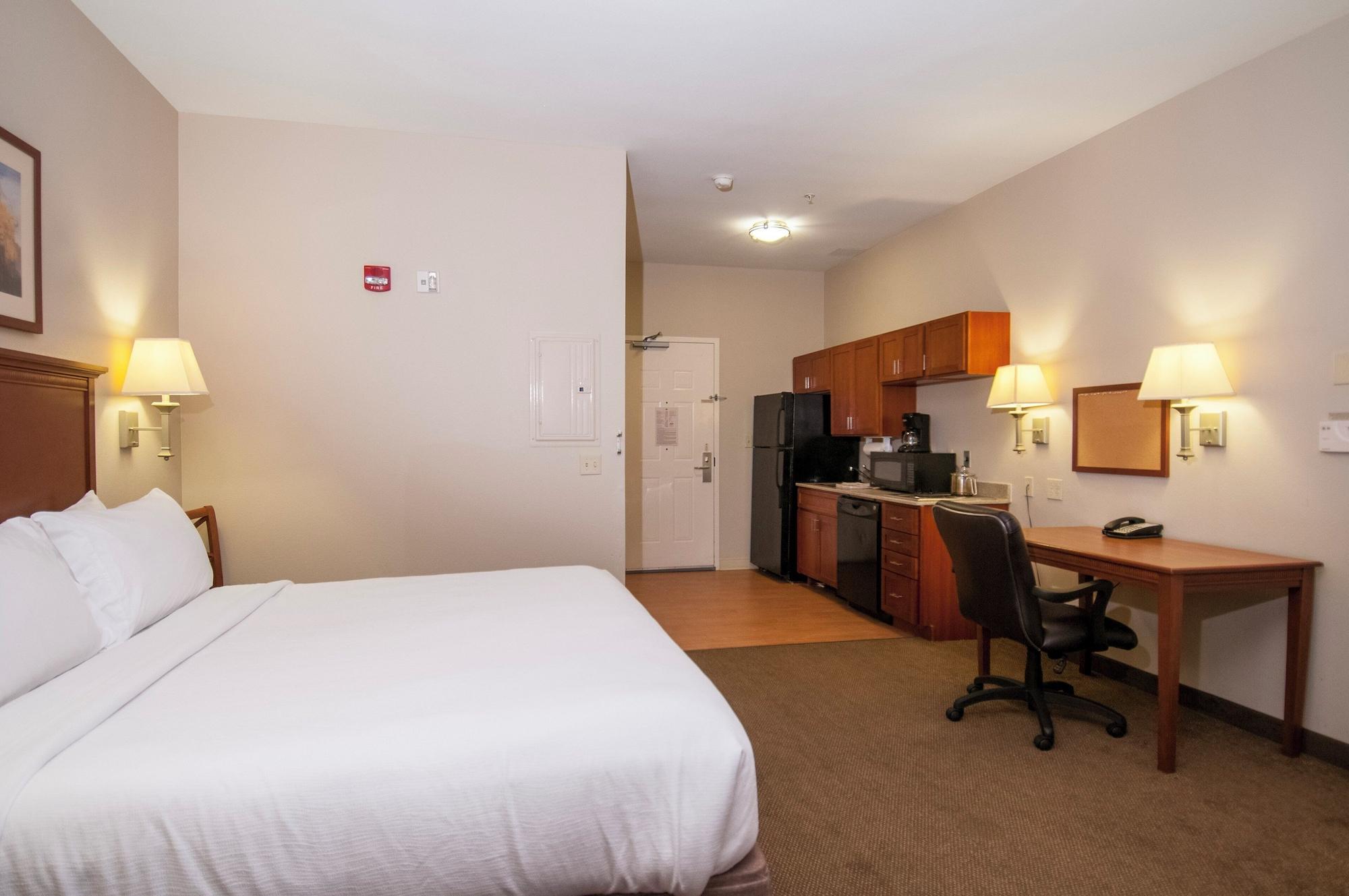 Varios Candlewood Suites FLOWOOD, MS by IHG