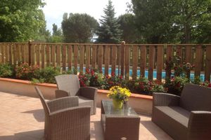 Alquiler Vacacional - VERY NICE GITE FOR 6 TO 8 PEOPLE WITH PRIVATE SWIMMING POOL 7x3