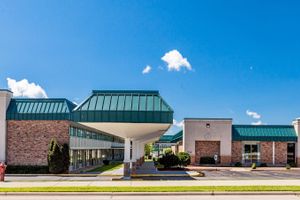 Alojamiento - Red Roof Inn & Suites DeKalb