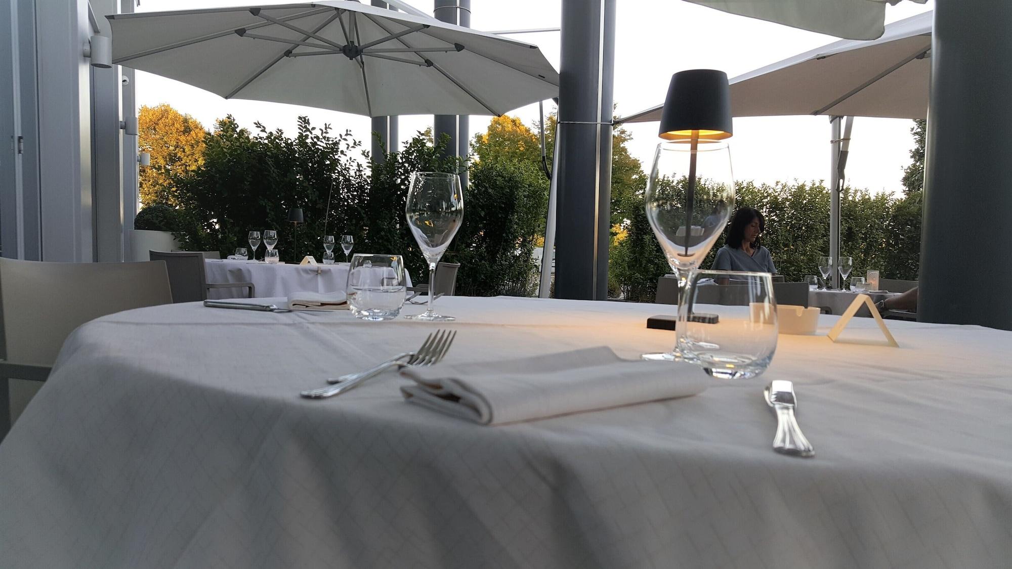 Vista Exterior Hotel Poppi
