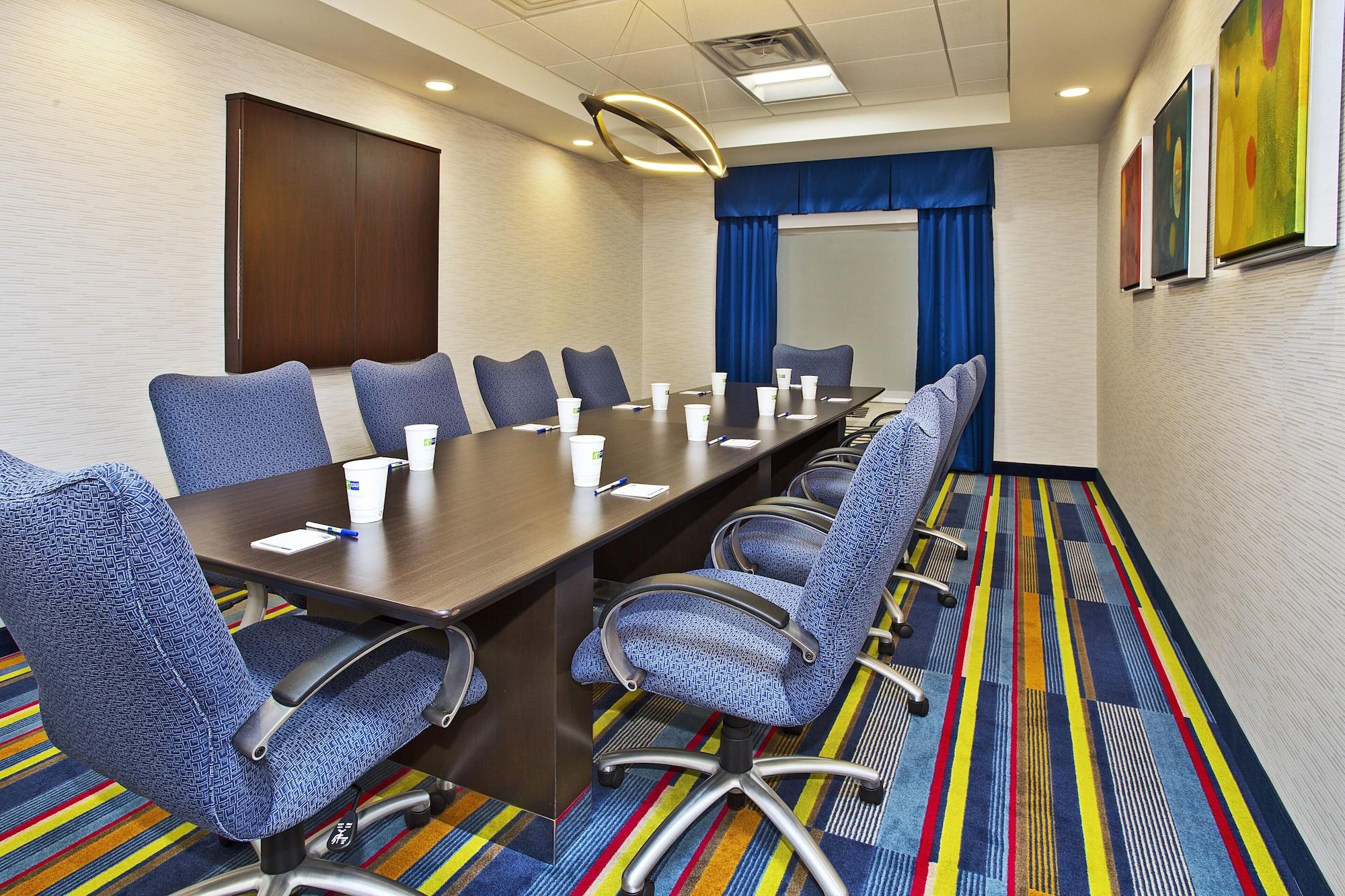 Sala de Reuniones Holiday Inn Express & Suites Ann Arbor West by IHG