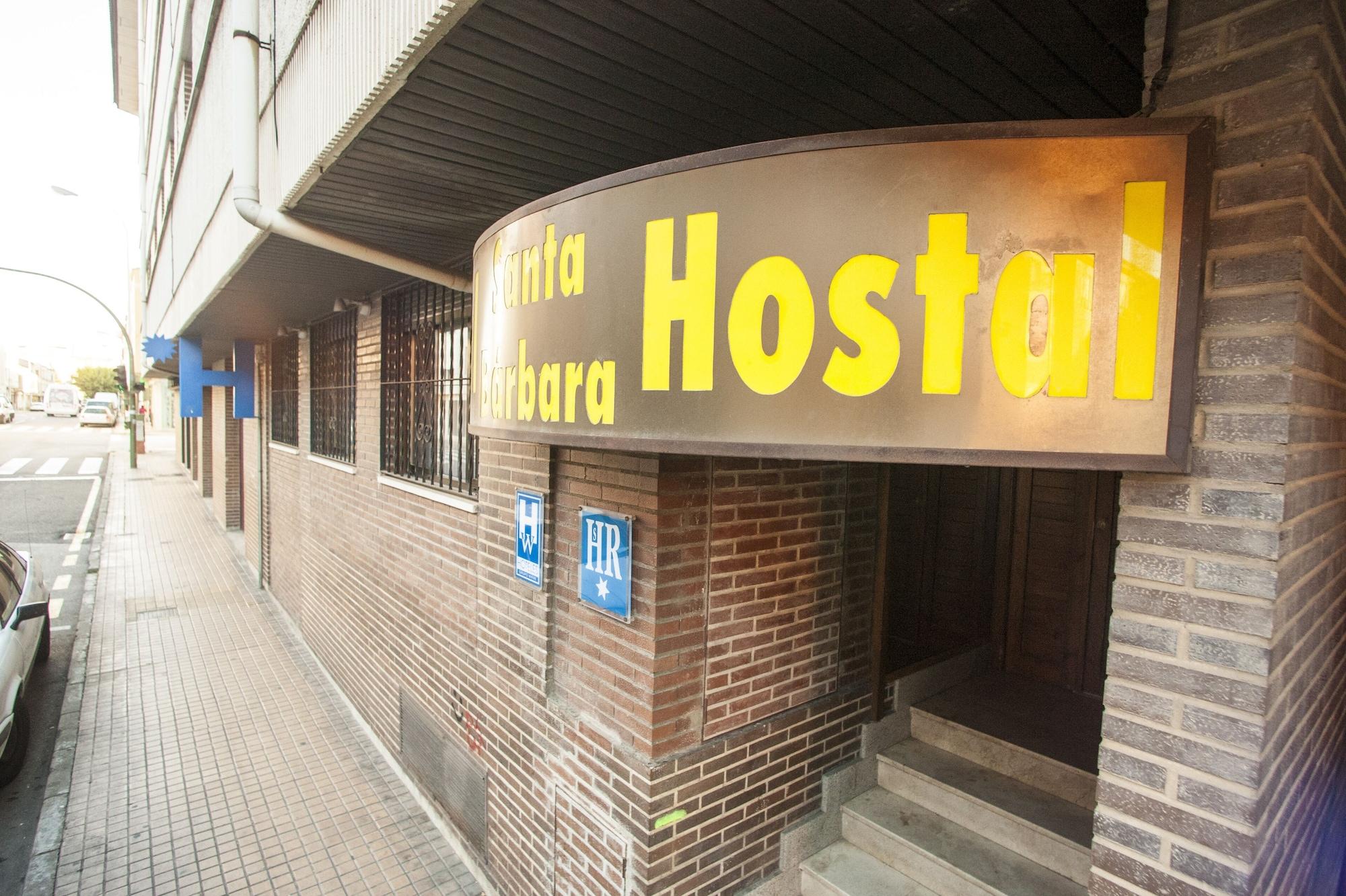 Vista Exterior Hostal Santa Barbara