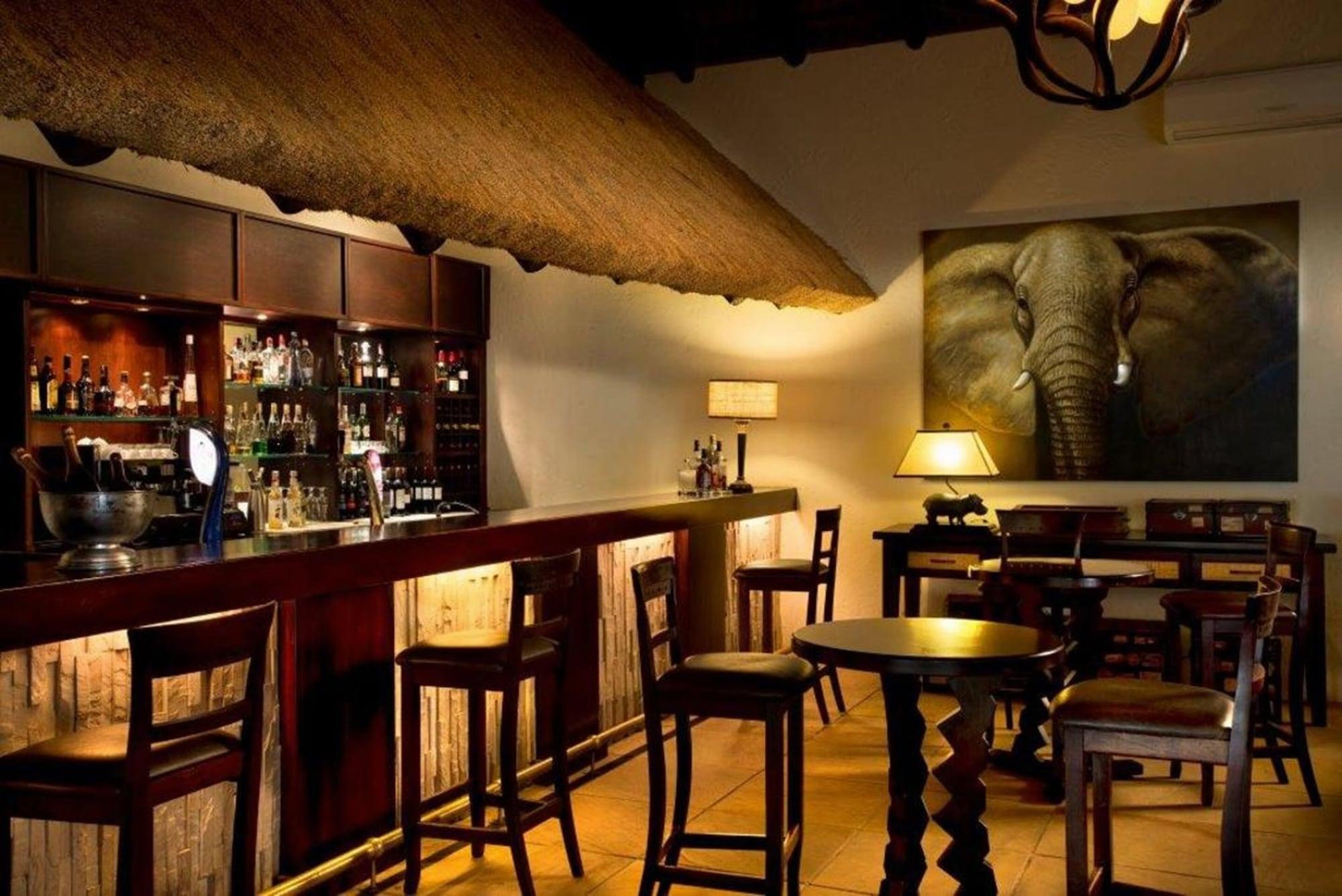 Bar/Salón Kwa Maritane Self-Catering Chalets