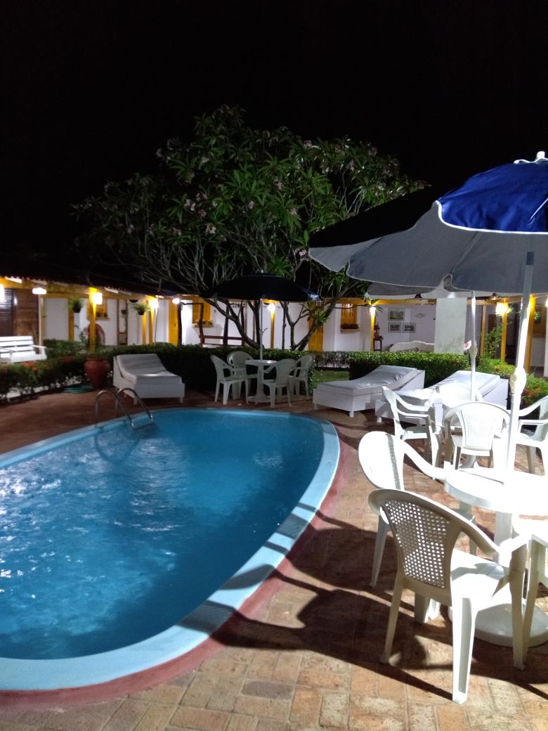 Vista Piscina Pousada Vila Bela