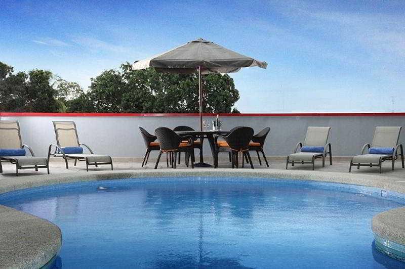 Vista Piscina Hotel Ciudad De David