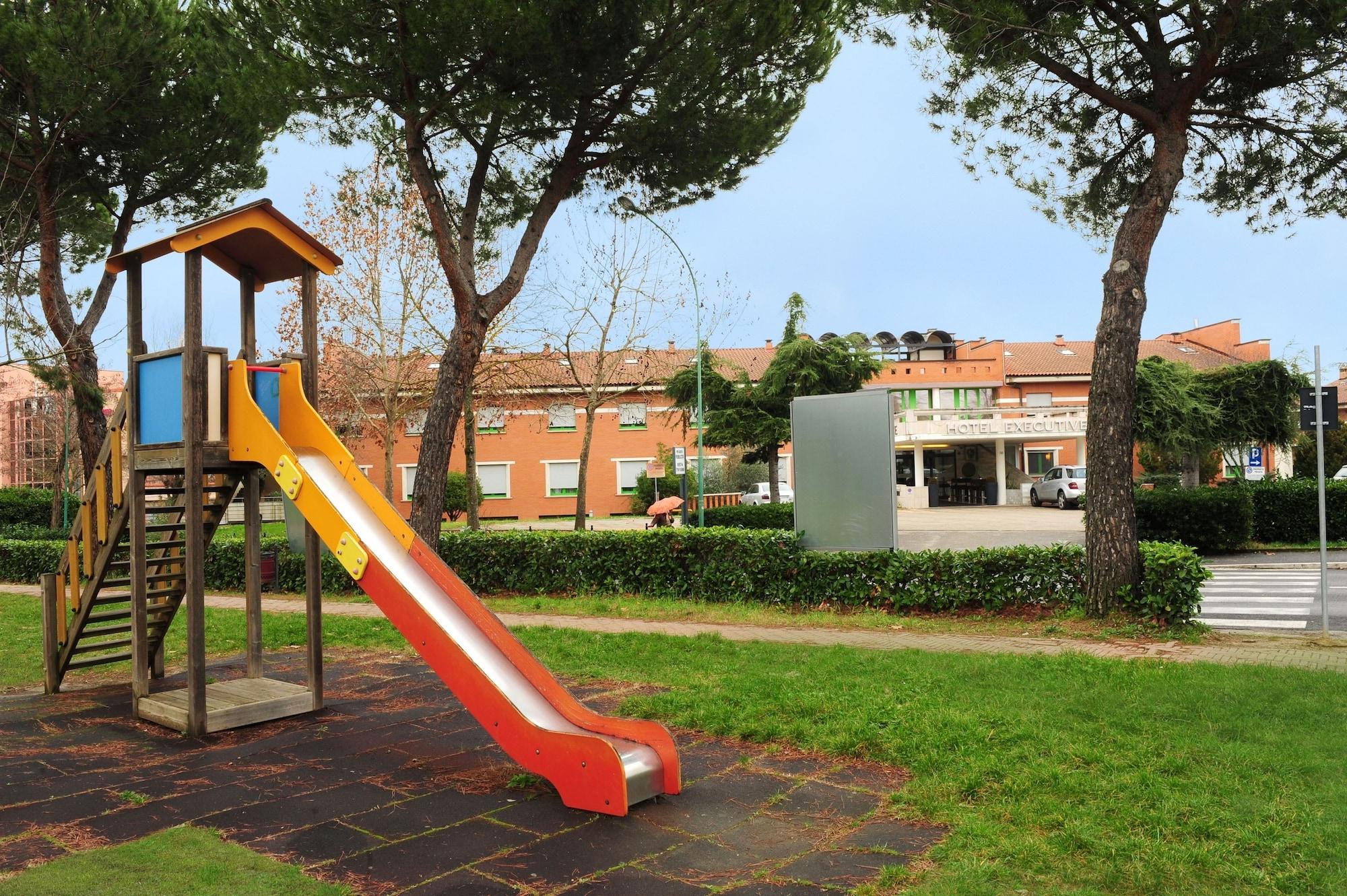 Instalaciones Recreativas Hotel Executive