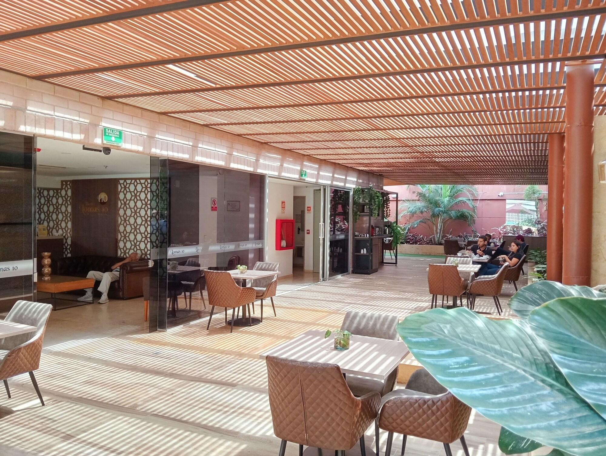 Vista Lobby Hotel Lomas 10