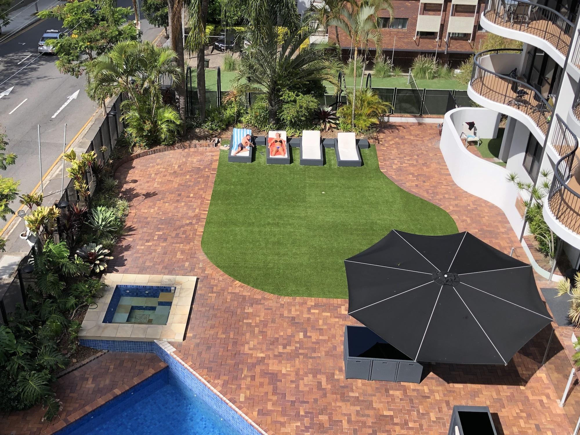 Spa Central Hillcrest Apartment Hotel