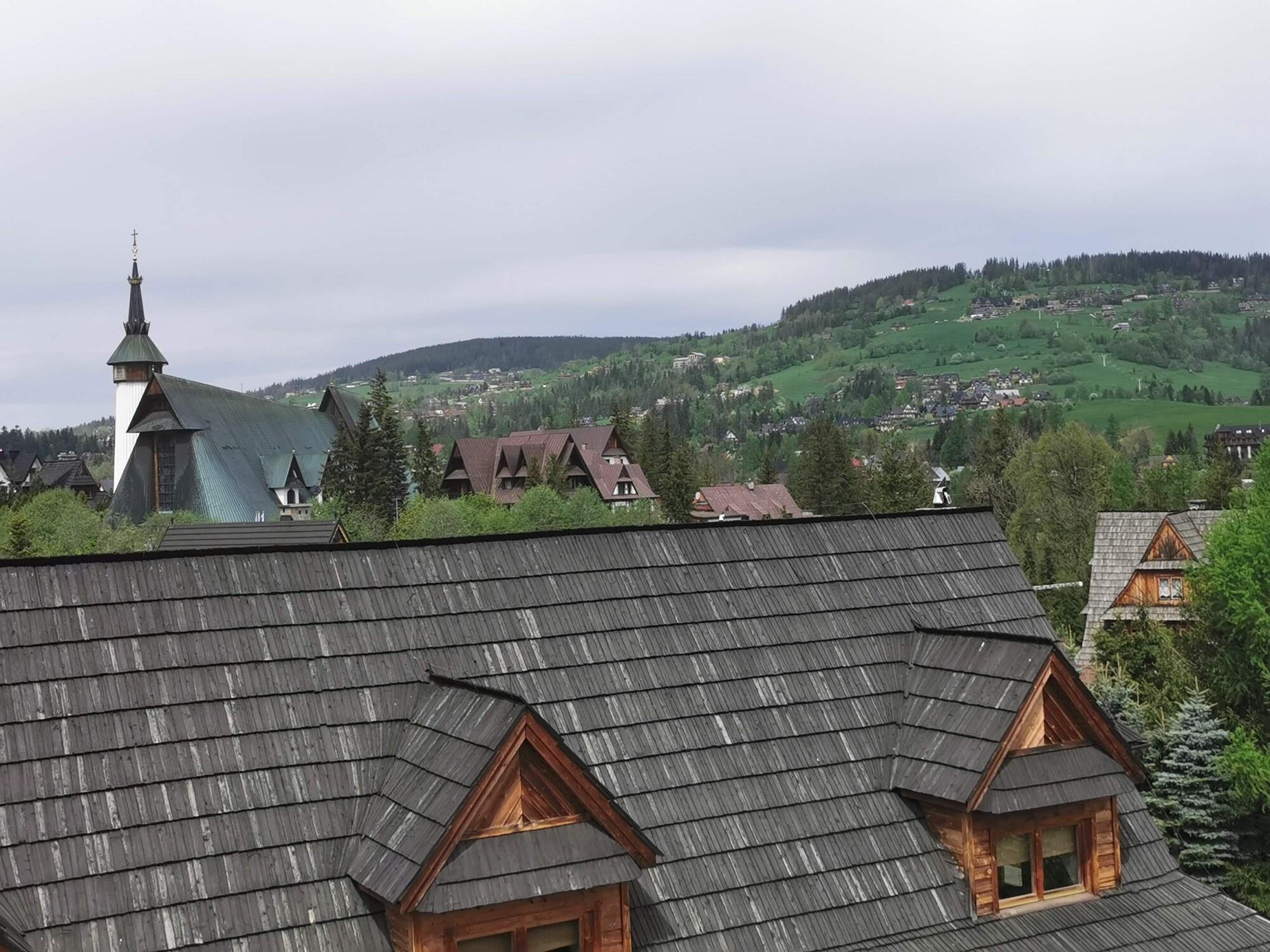 Varios Willa Senator